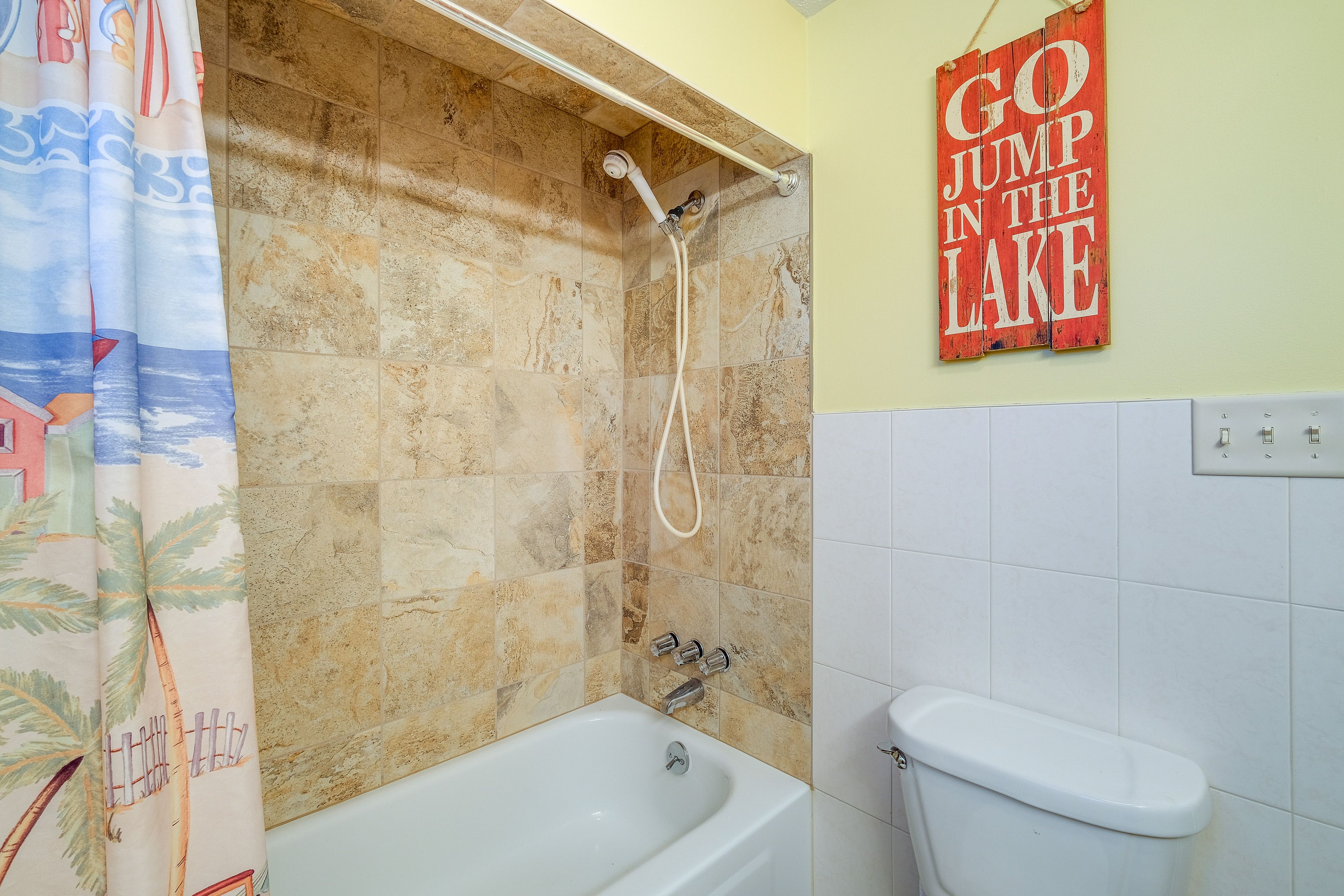 Full Bathroom