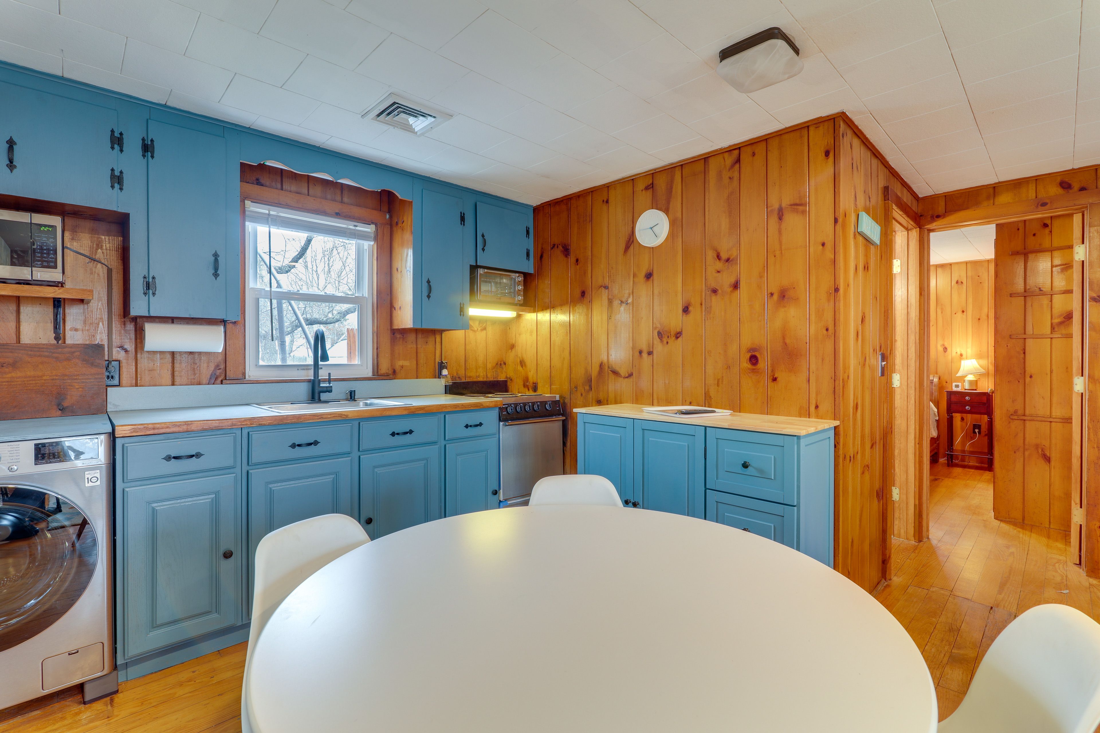 Dining Room | Free WiFi | Well-Equipped Kitchen | Cooking Basics