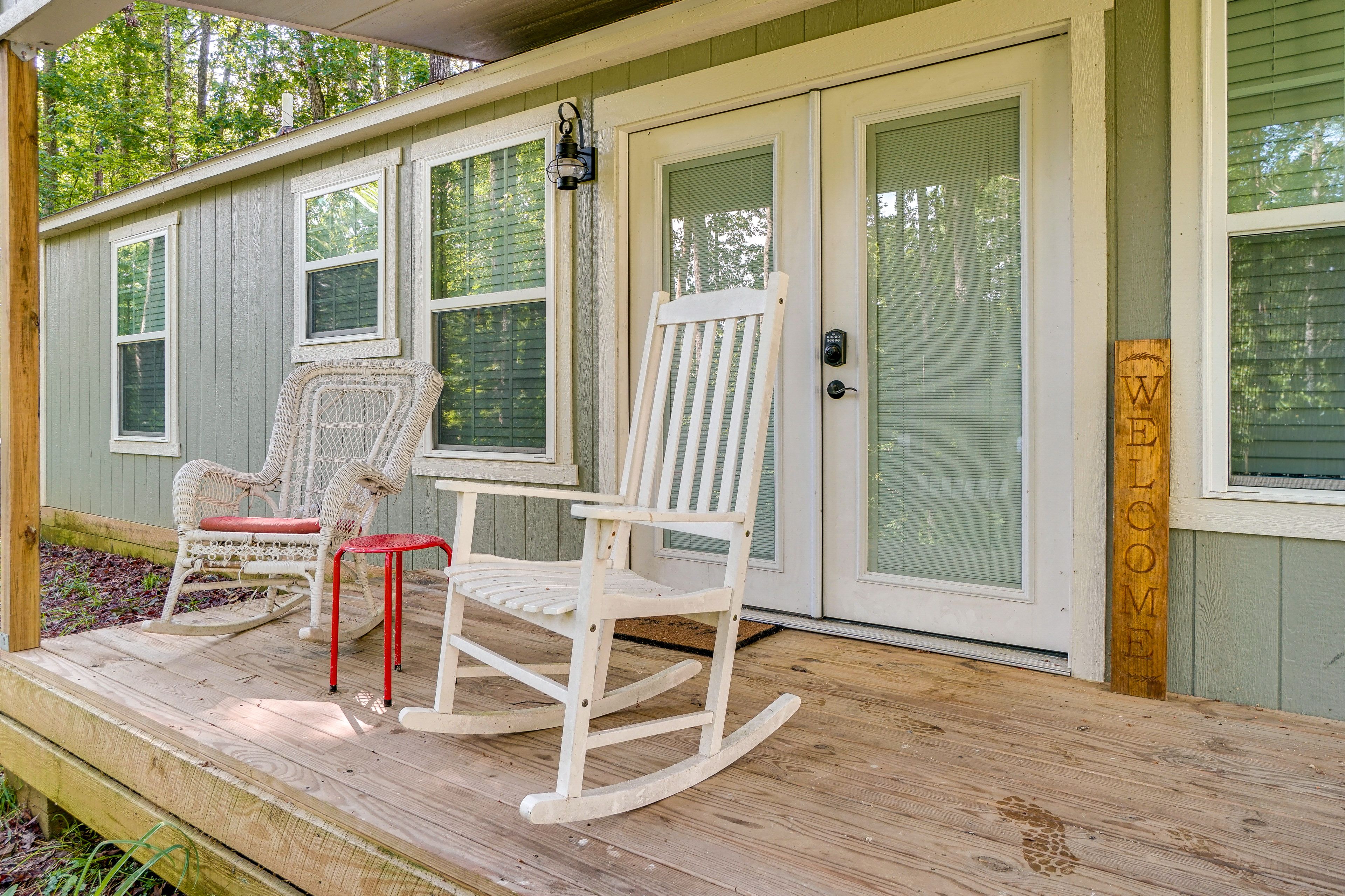 Covered Porch | Rockers | Keyless Entry