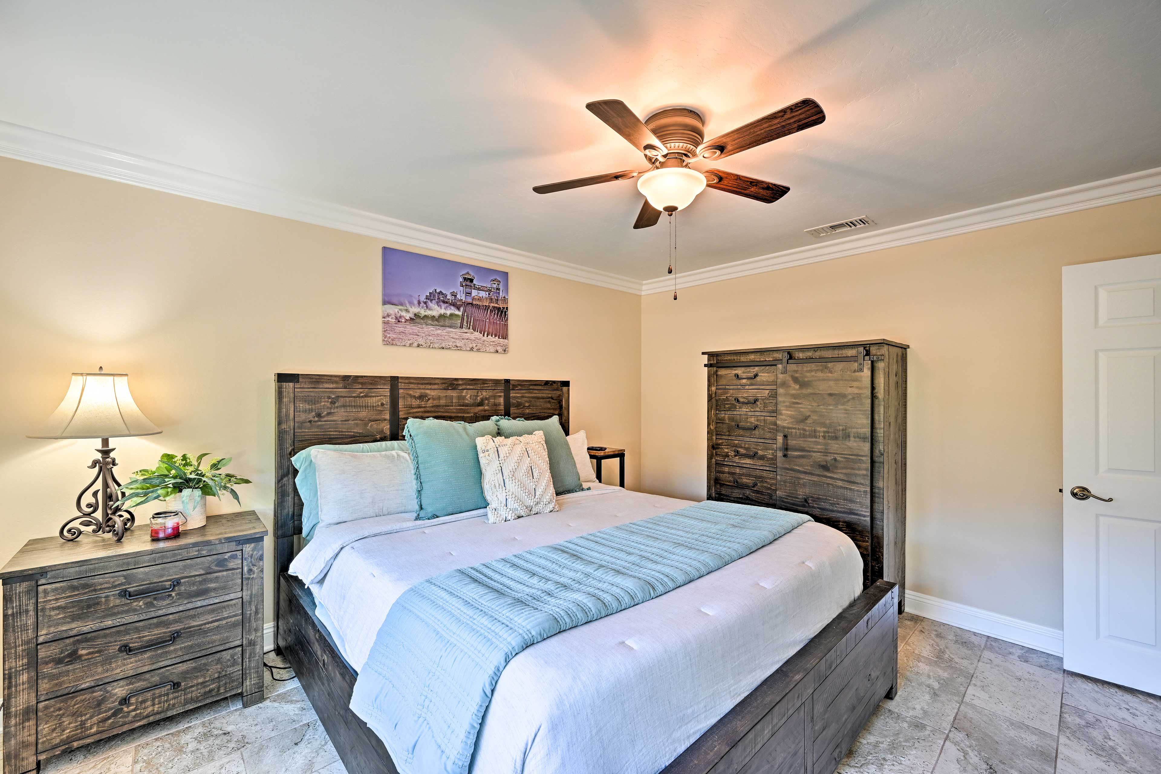 Bedroom 2 | California King Bed | Smart TV