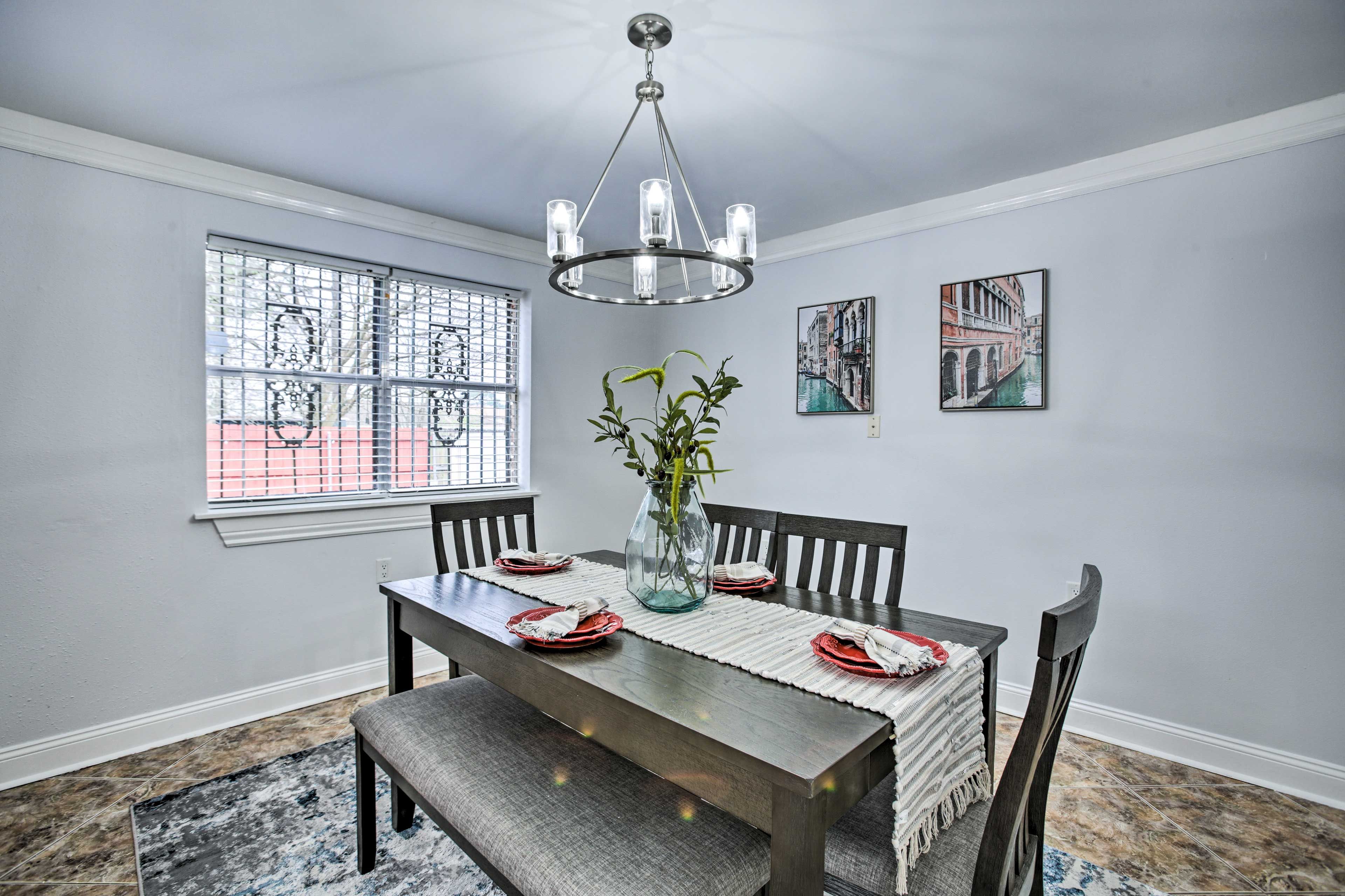 Dining Area | Dishware & Flatware
