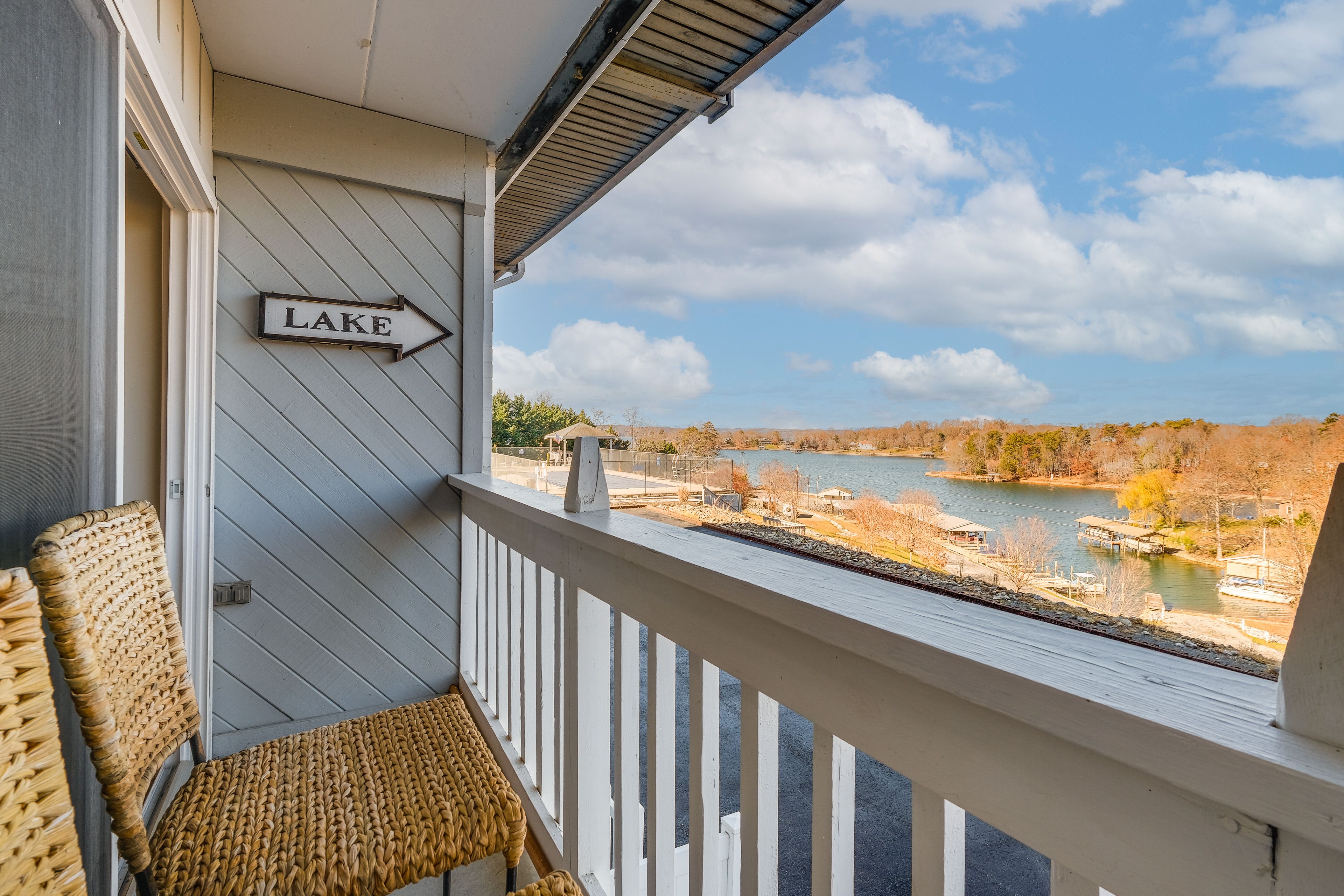Private Balcony | Lake Views