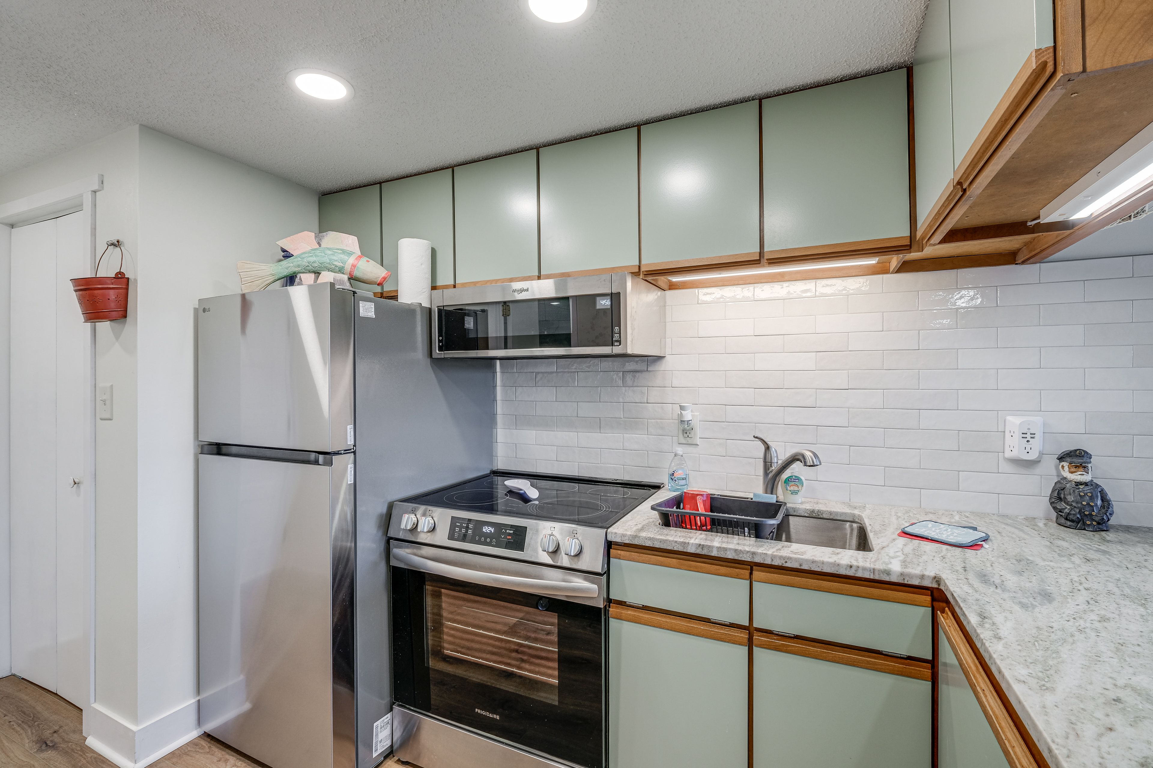 Kitchen | Single-Story Unit