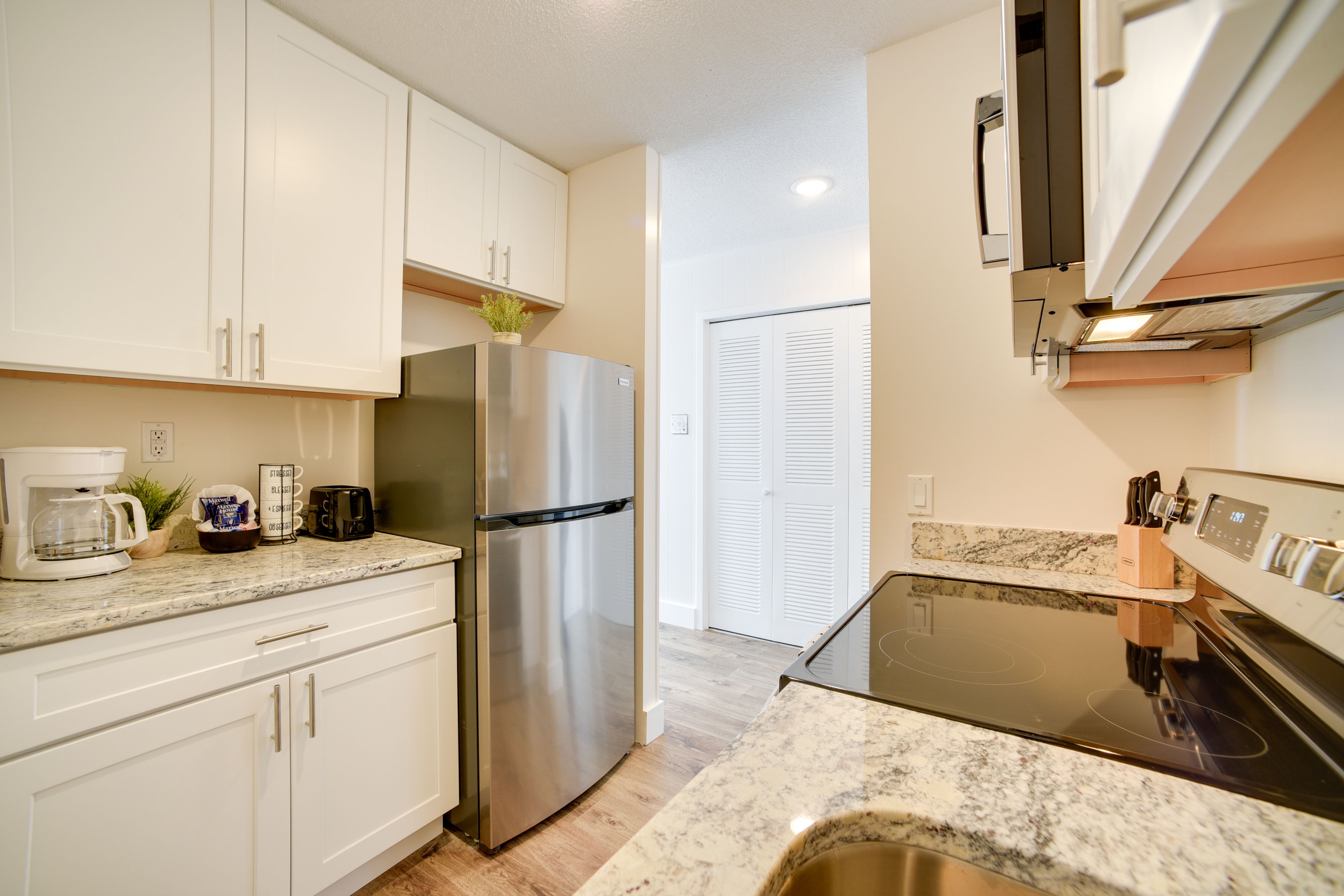 Kitchen | Blender | Drip Coffee Maker