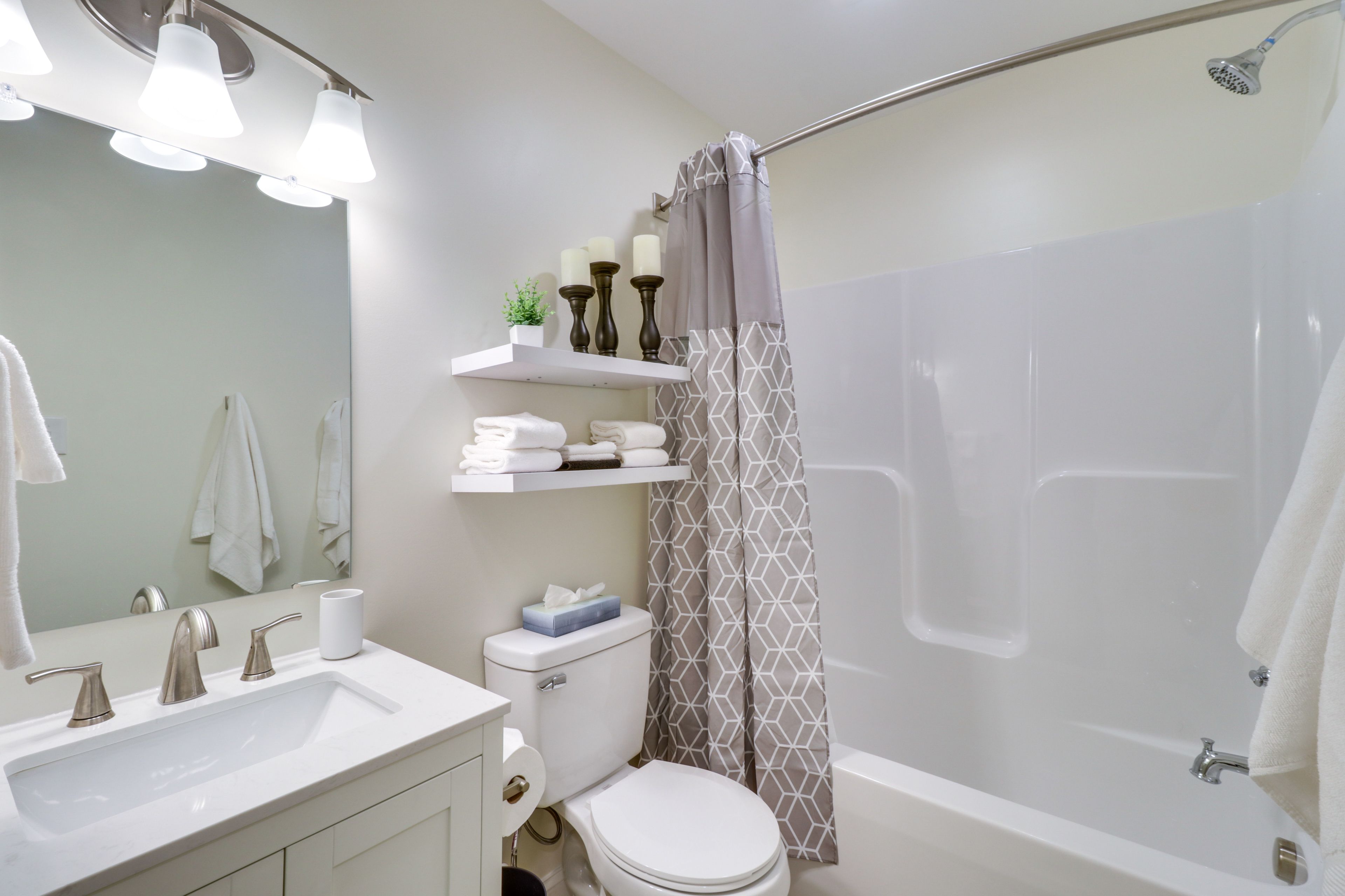 En-Suite Bathroom