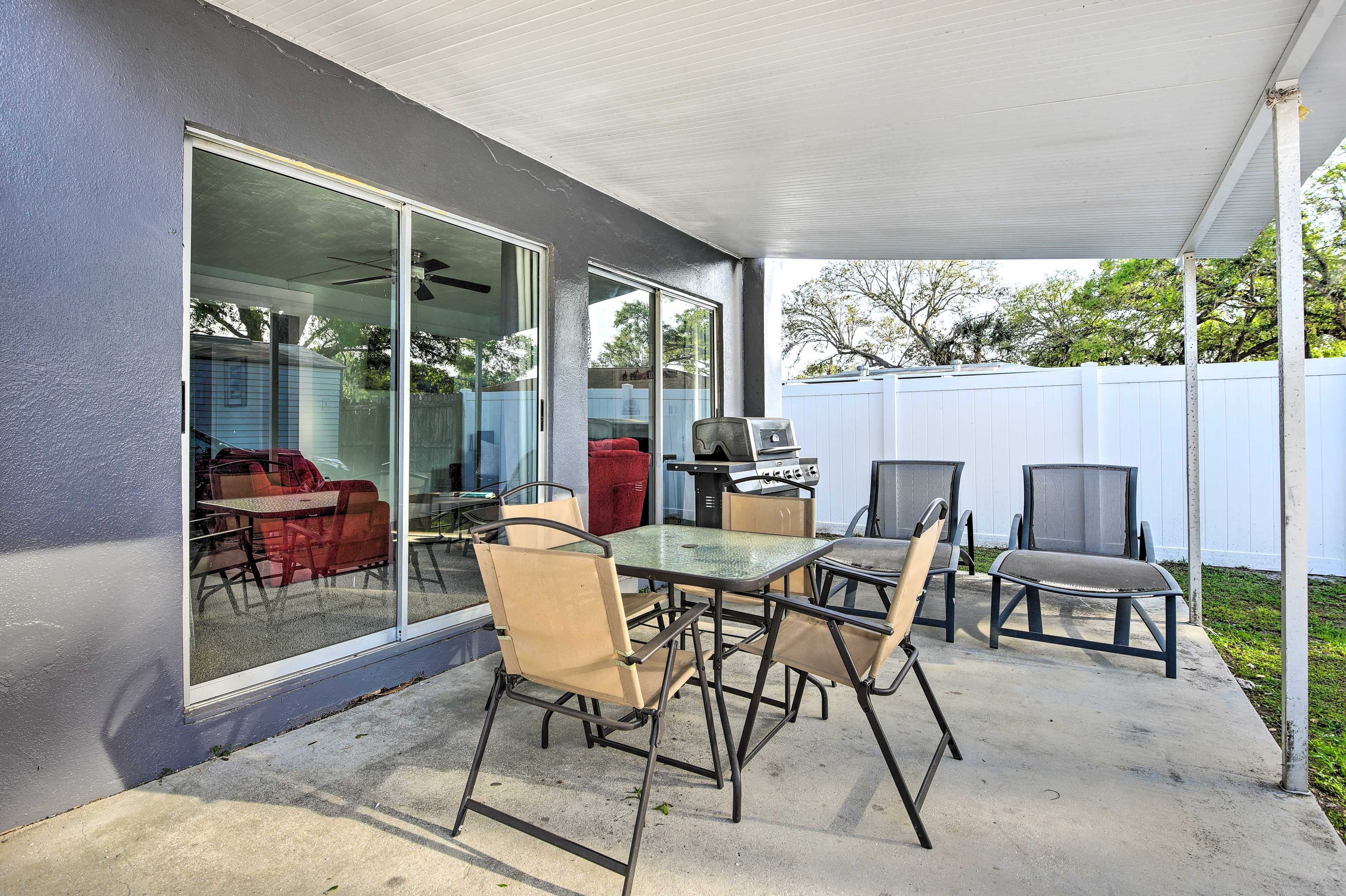 Furnished Patio