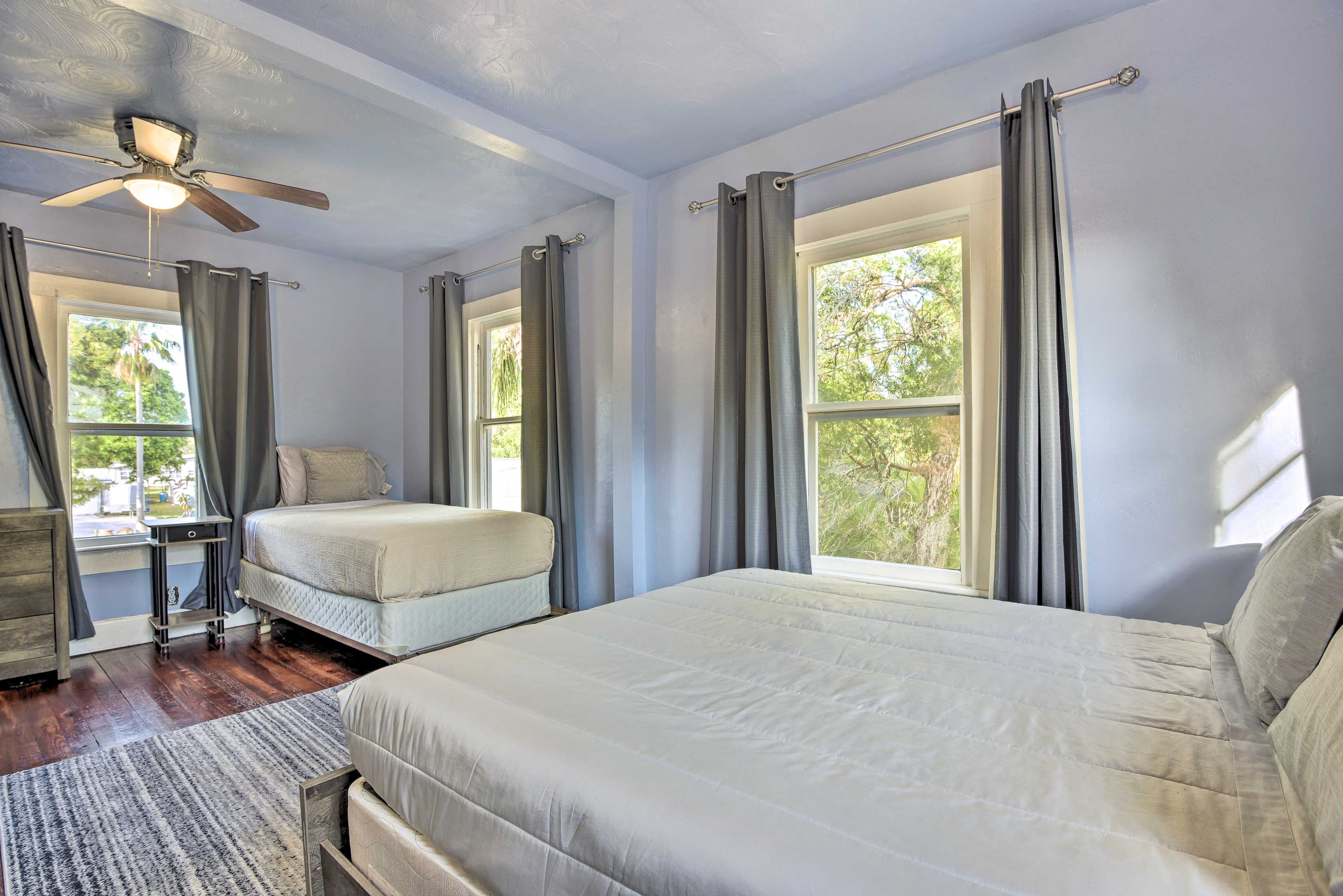 Bedroom 2 | Queen Bed | Twin Bed | Sleeper Sofa