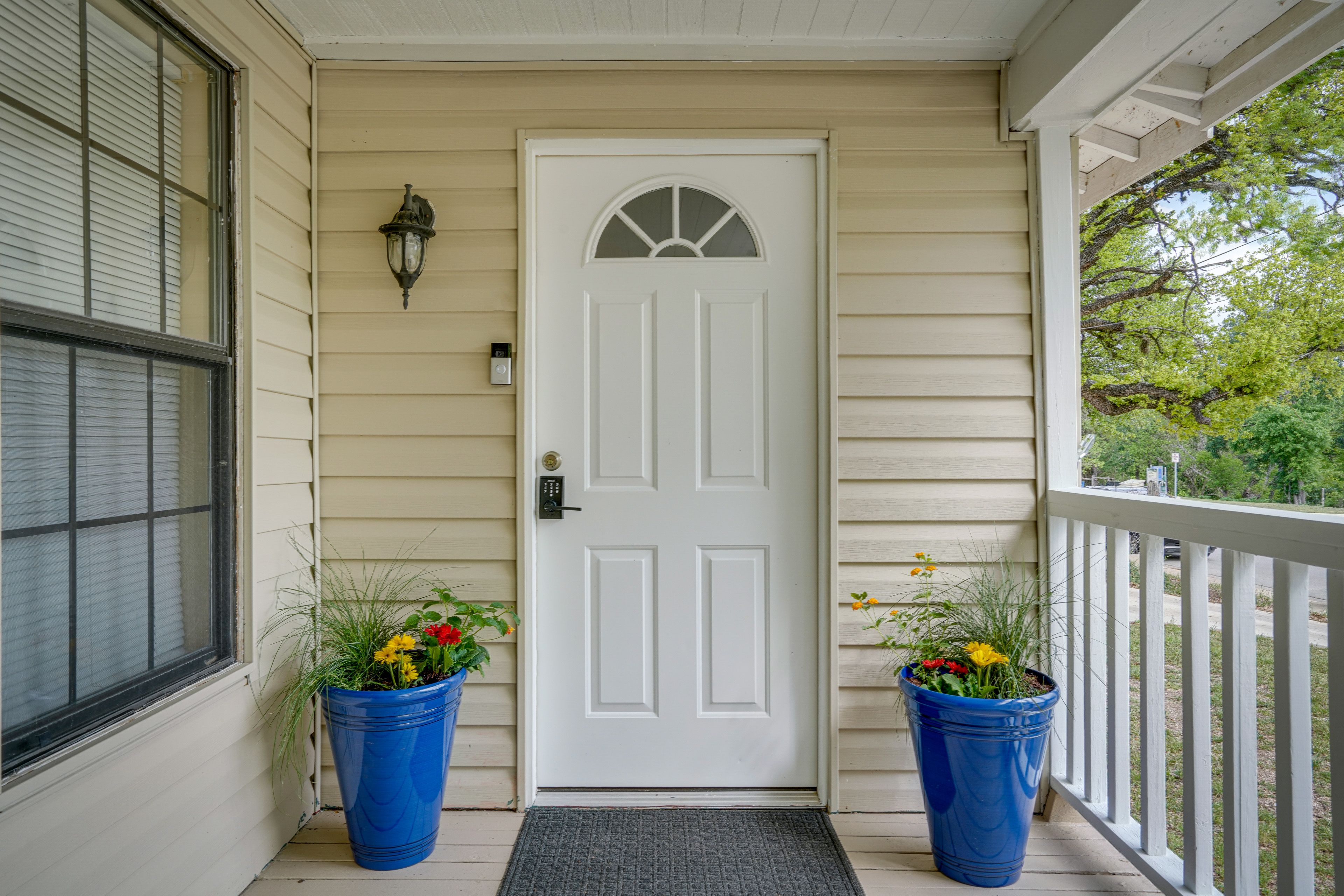 Covered Porch | Keyless Entry | Ring Doorbell Device (Facing Entry)