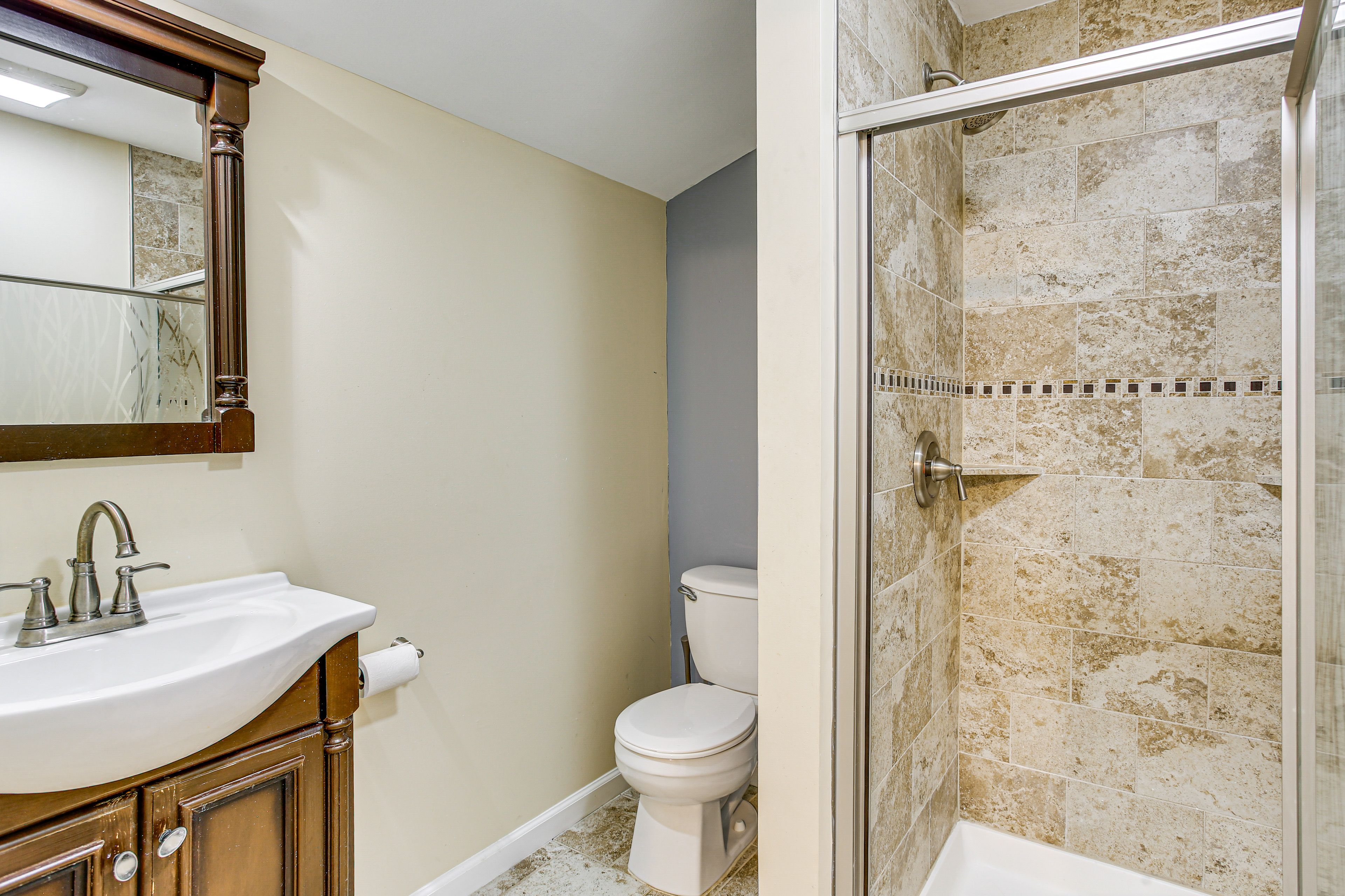 Bathroom | Towels Provided