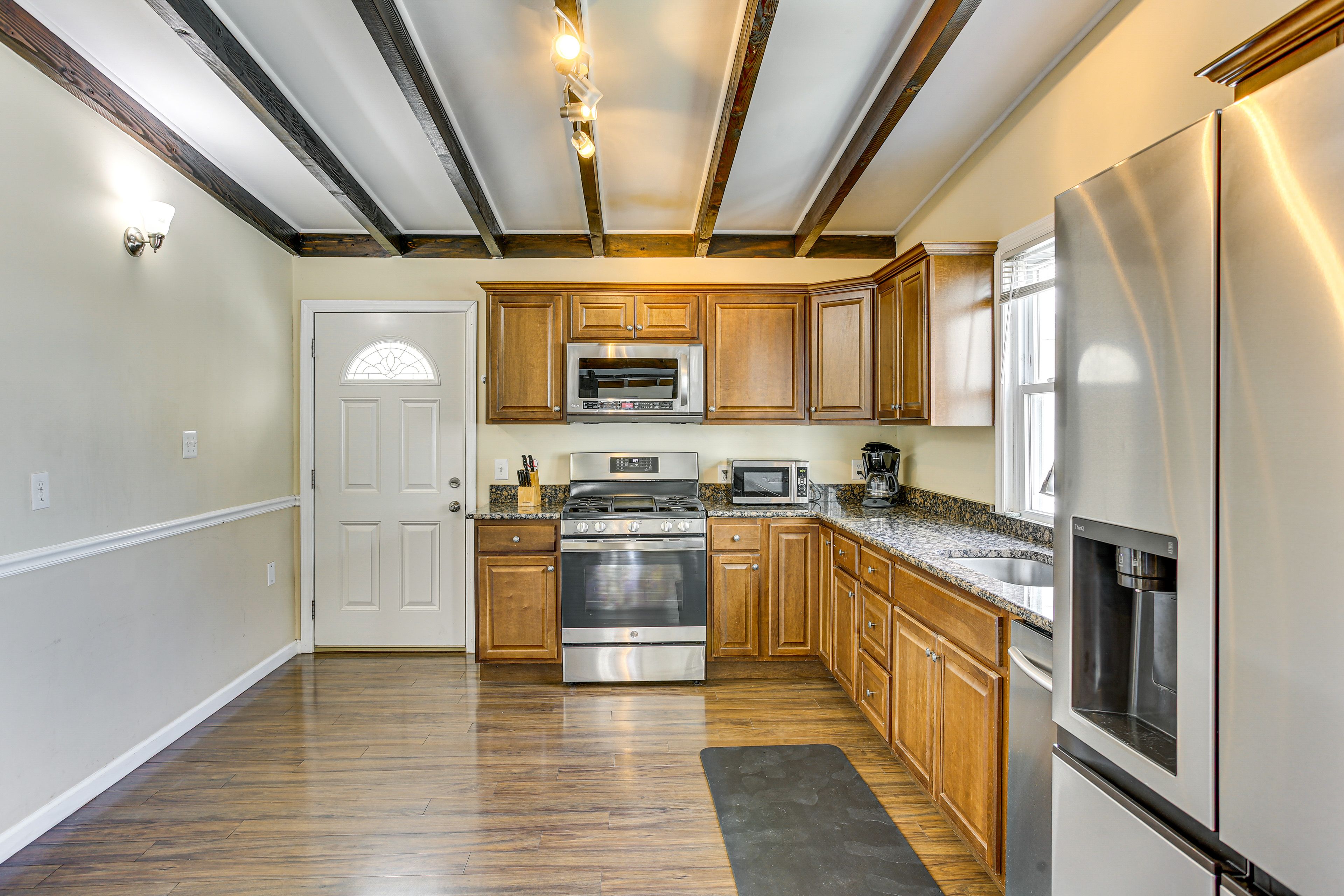 Kitchen | Dishwasher