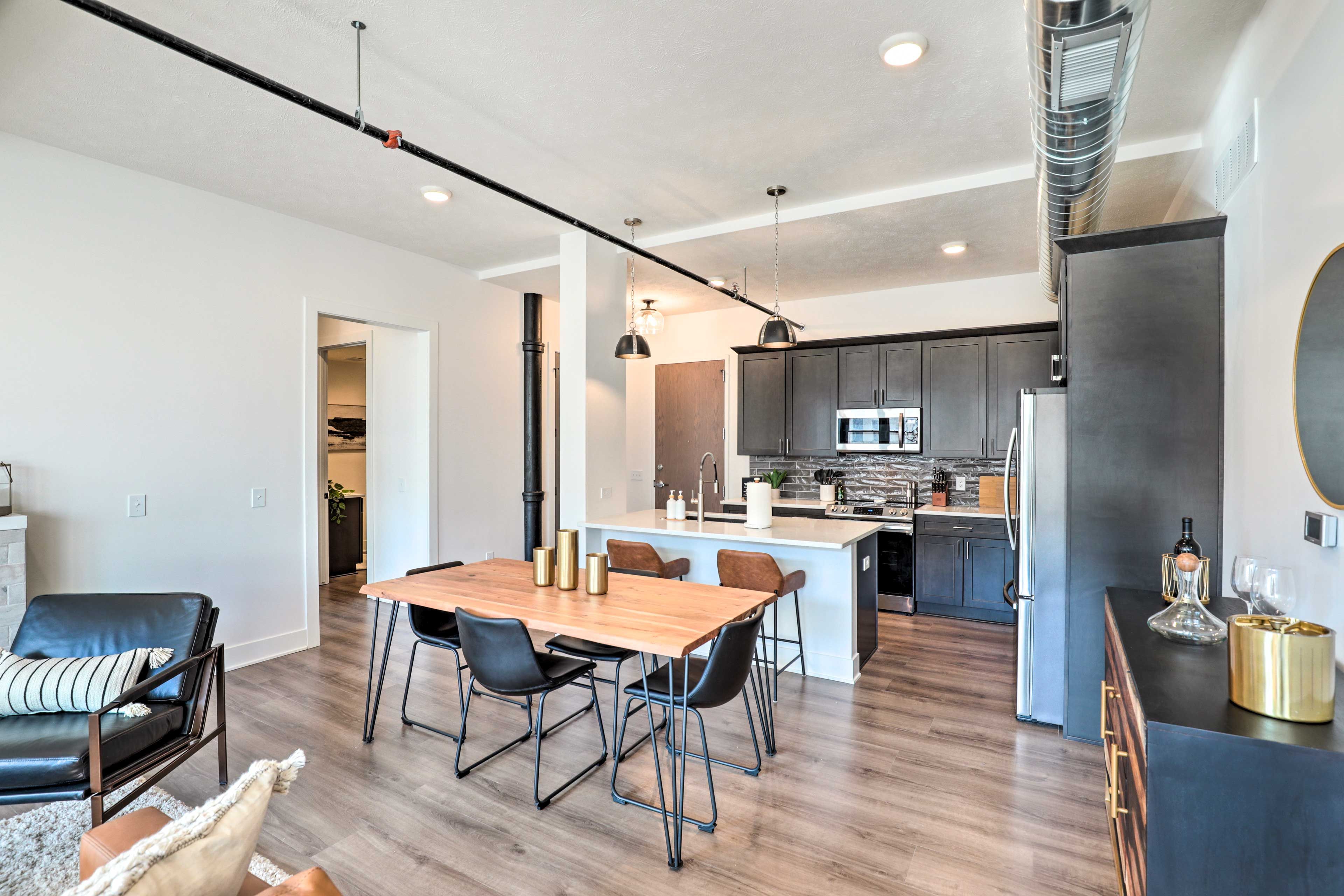 Dining Area | Central Heat & A/C | Books & Board Games