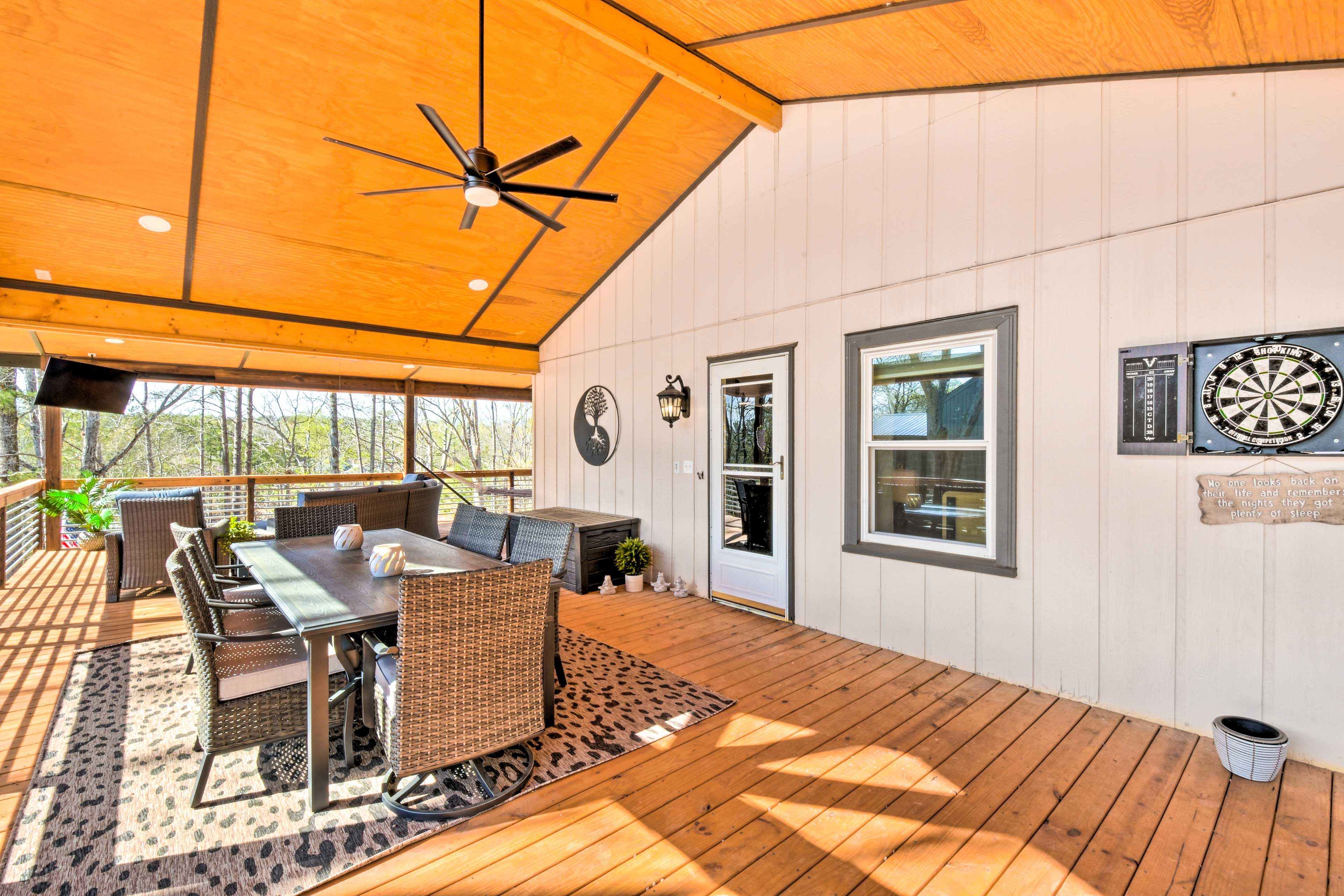 Outdoor Dining Area