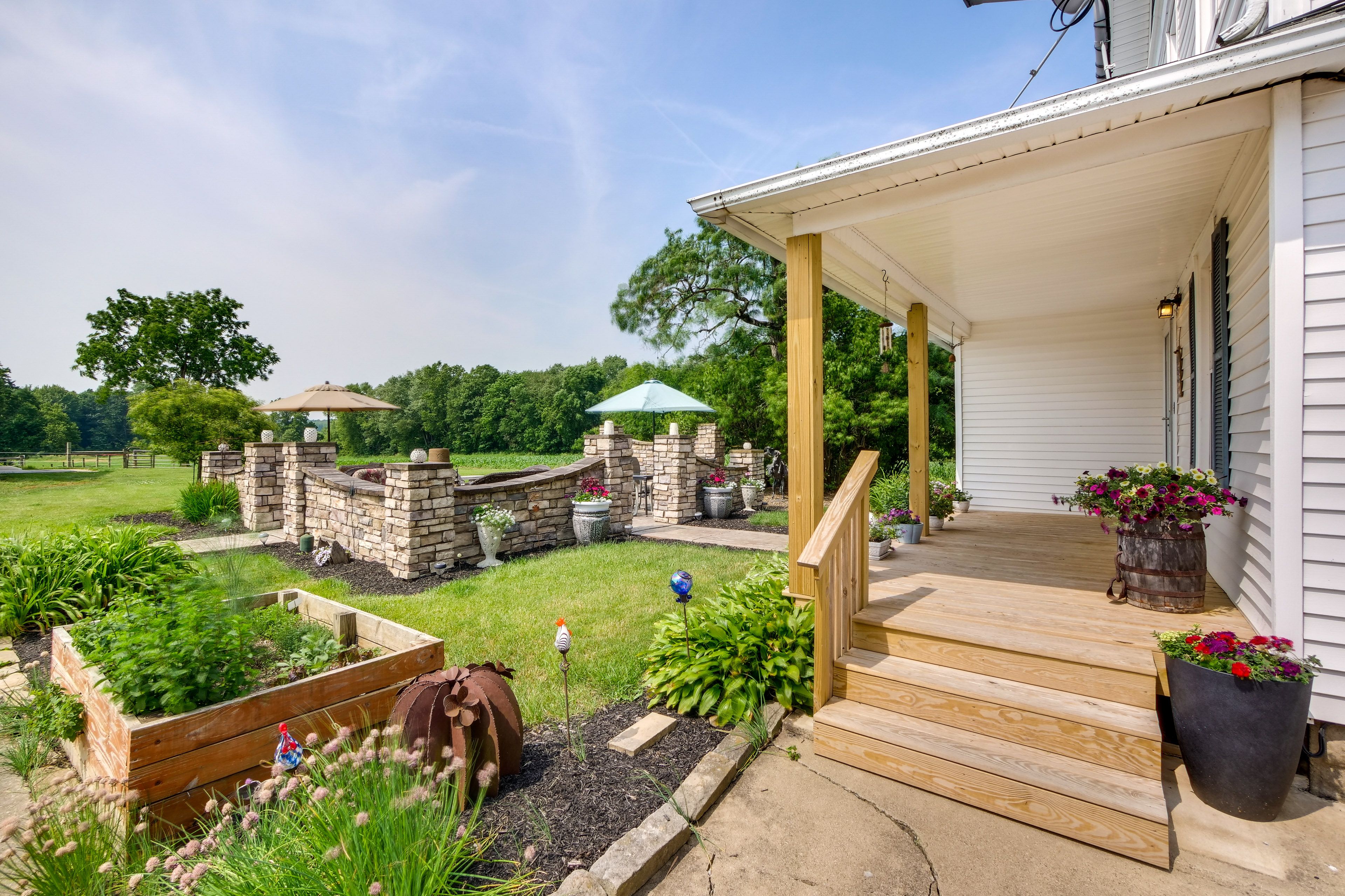 Home Exterior | Deck + Patio