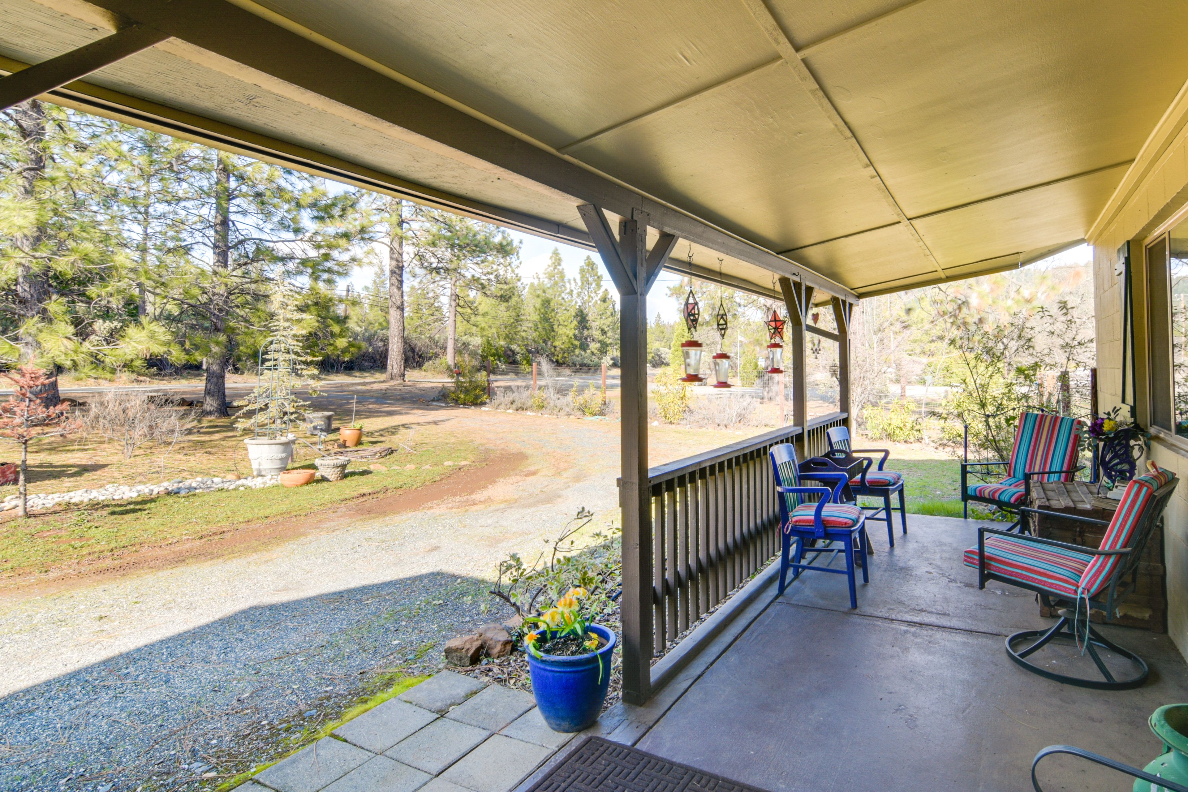 Front Porch | Private Entrance