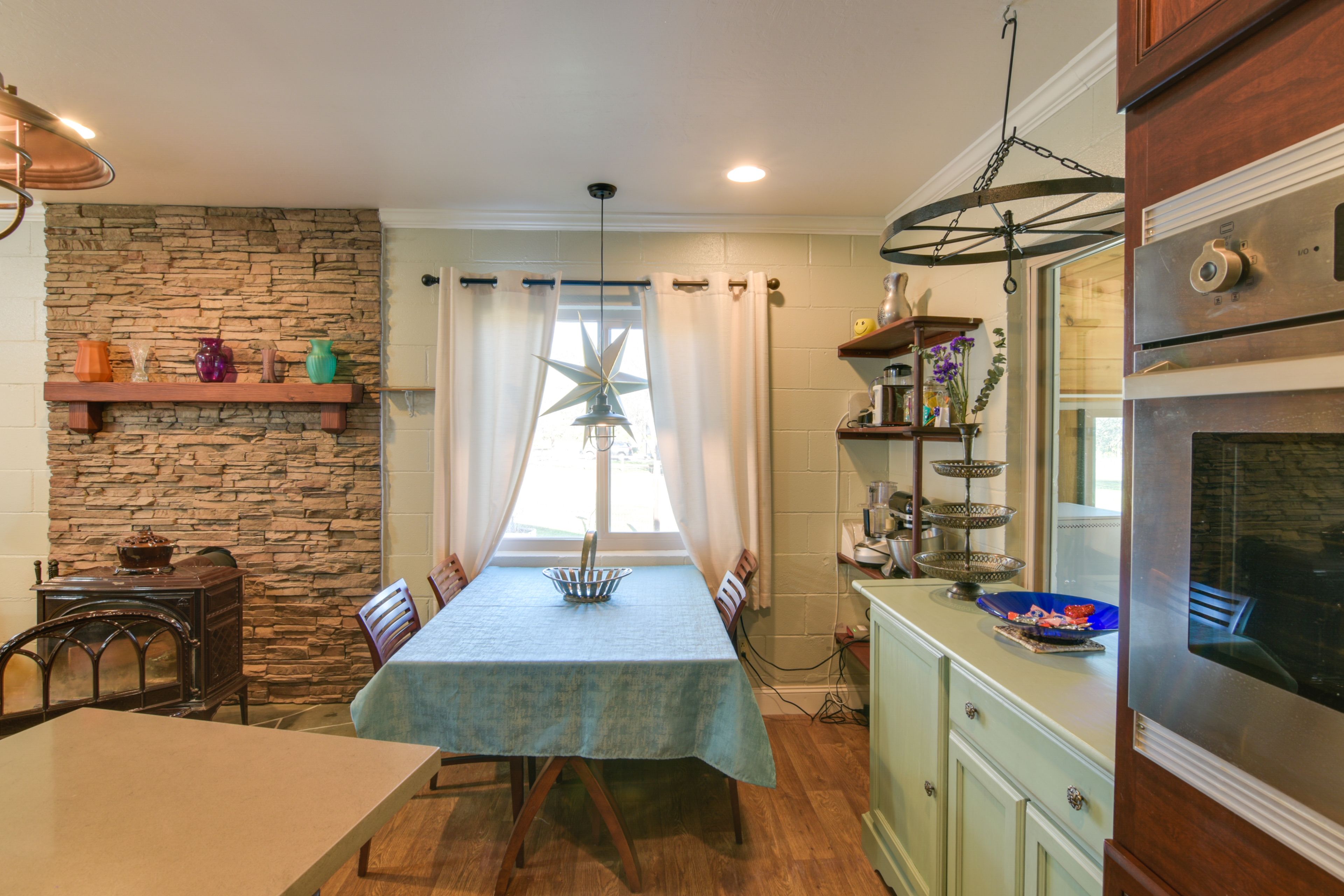 Dining Room | Fully Equipped Kitchen | Dishware & Flatware