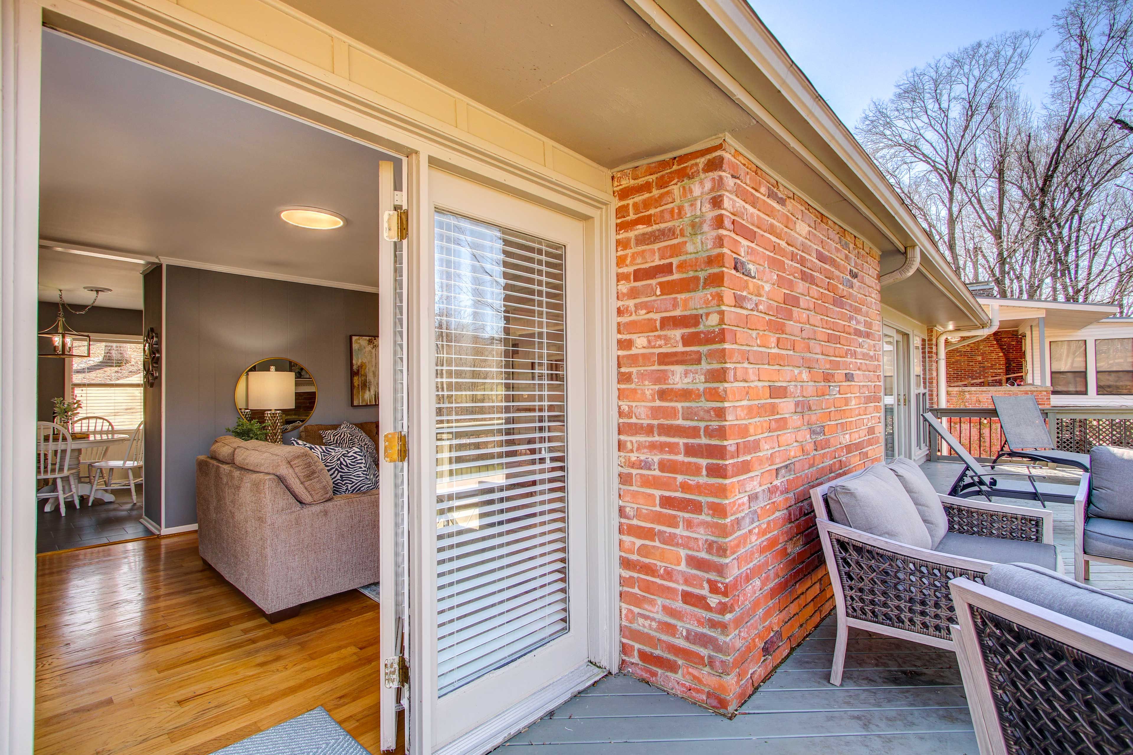 House Exterior | Furnished Deck | Gas Grill