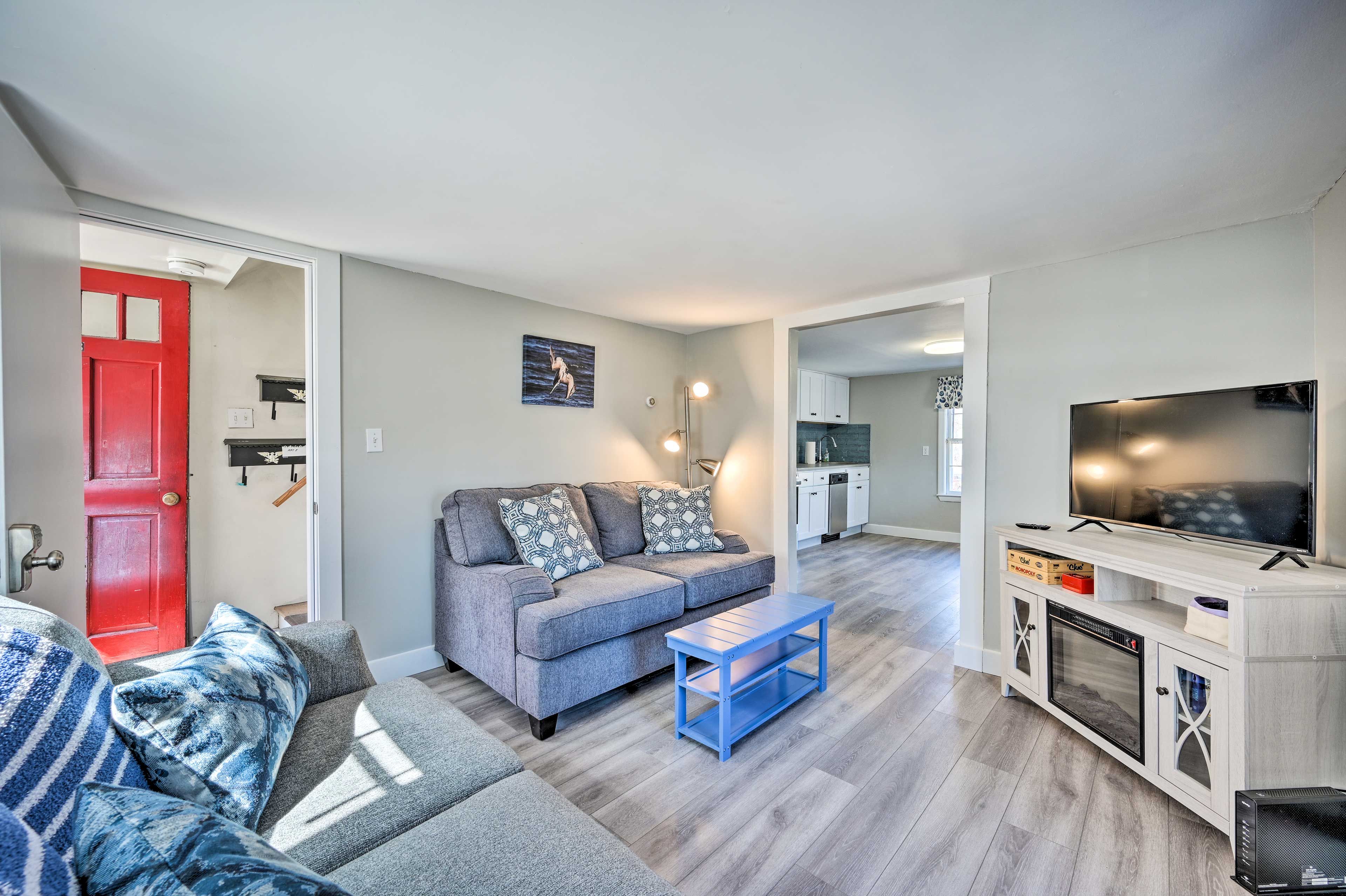 Rockport Vacation Rental | 2BR | 1BA |  630 Sq Ft | Stairs to Enter