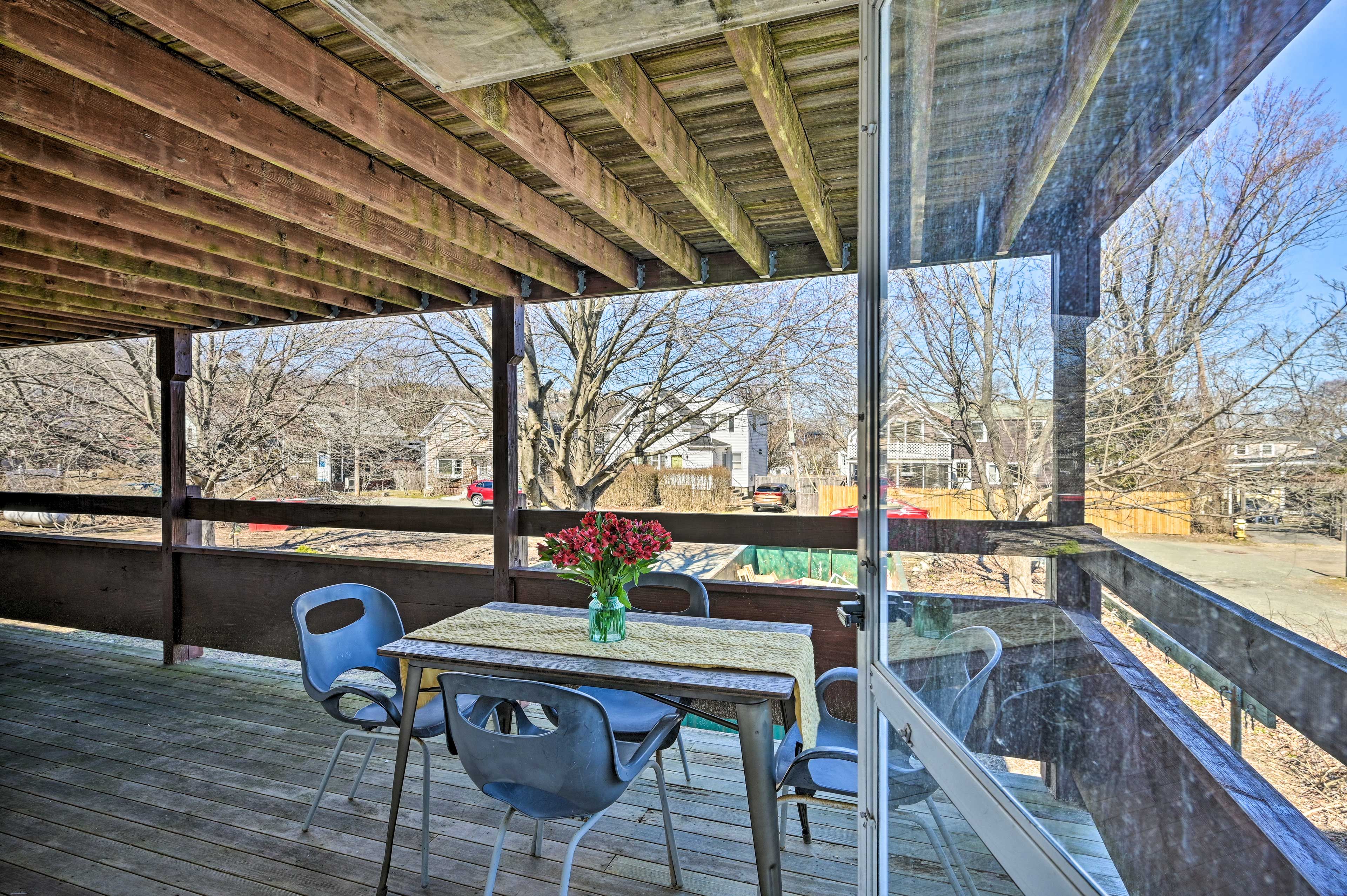 Furnished Deck
