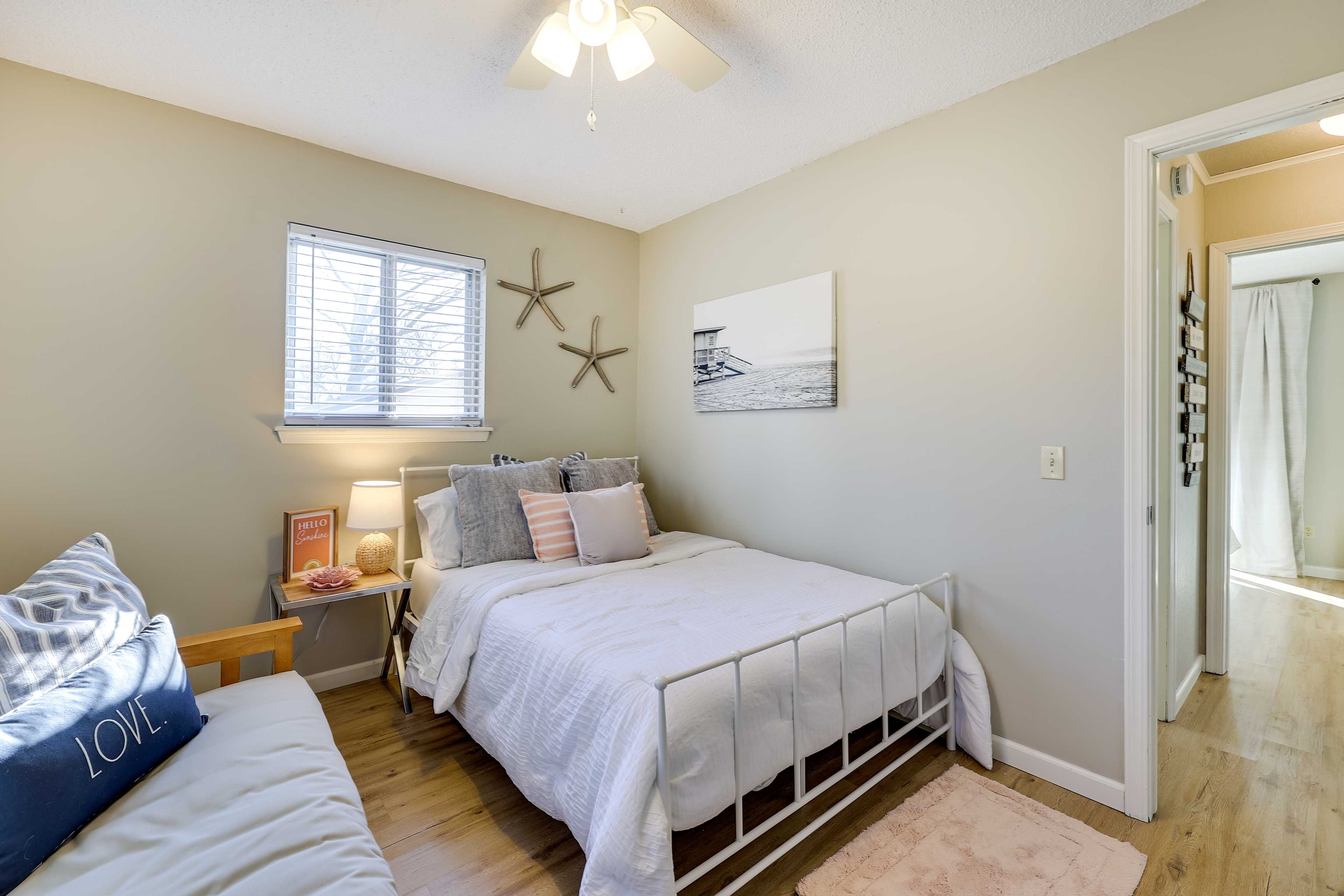 Bedroom 2 | 1st Floor | Queen Bed | Queen Futon
