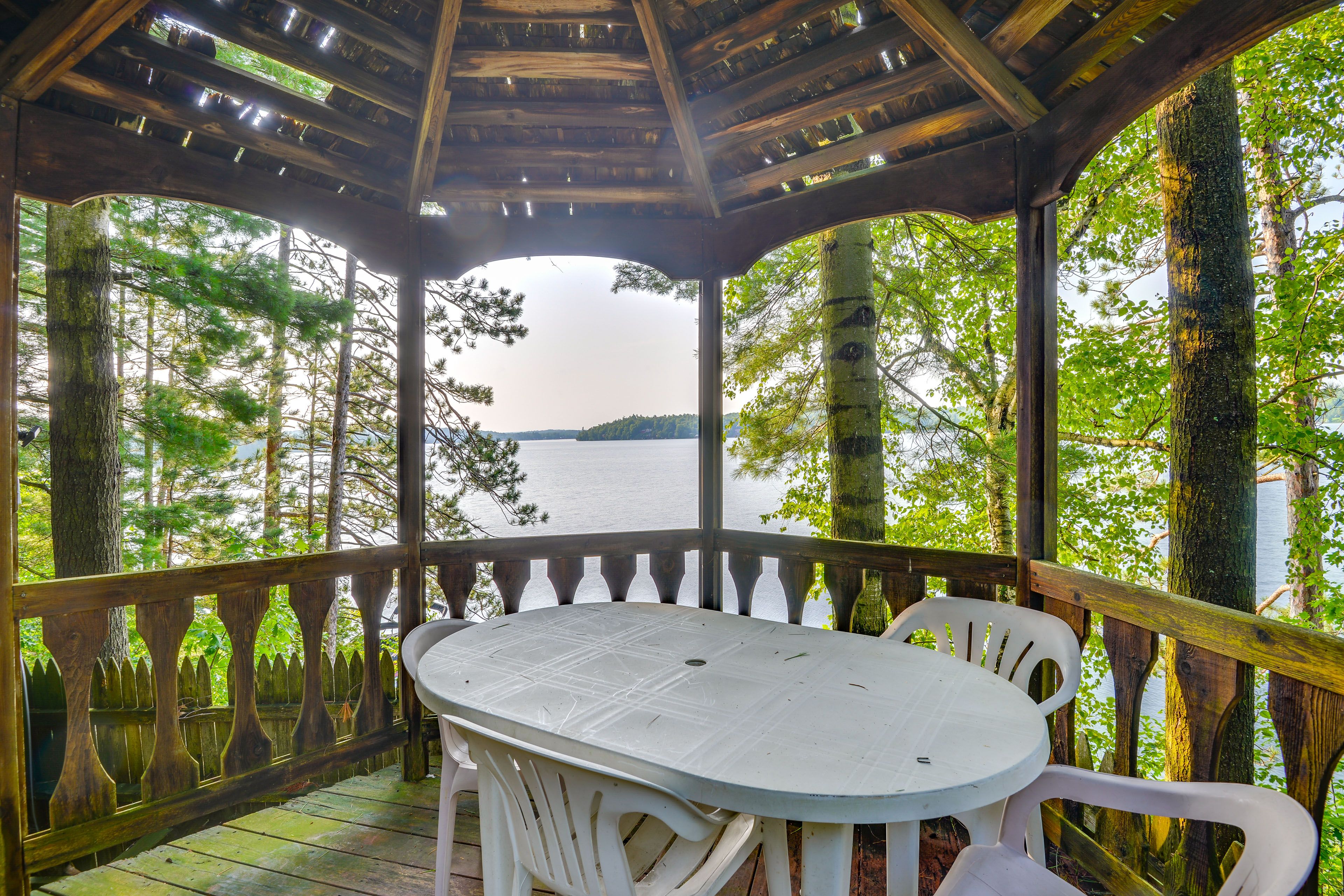 Harrisville Vacation Rental | 2BR | 1BA | 875 Sq Ft | Stairs Required to Access