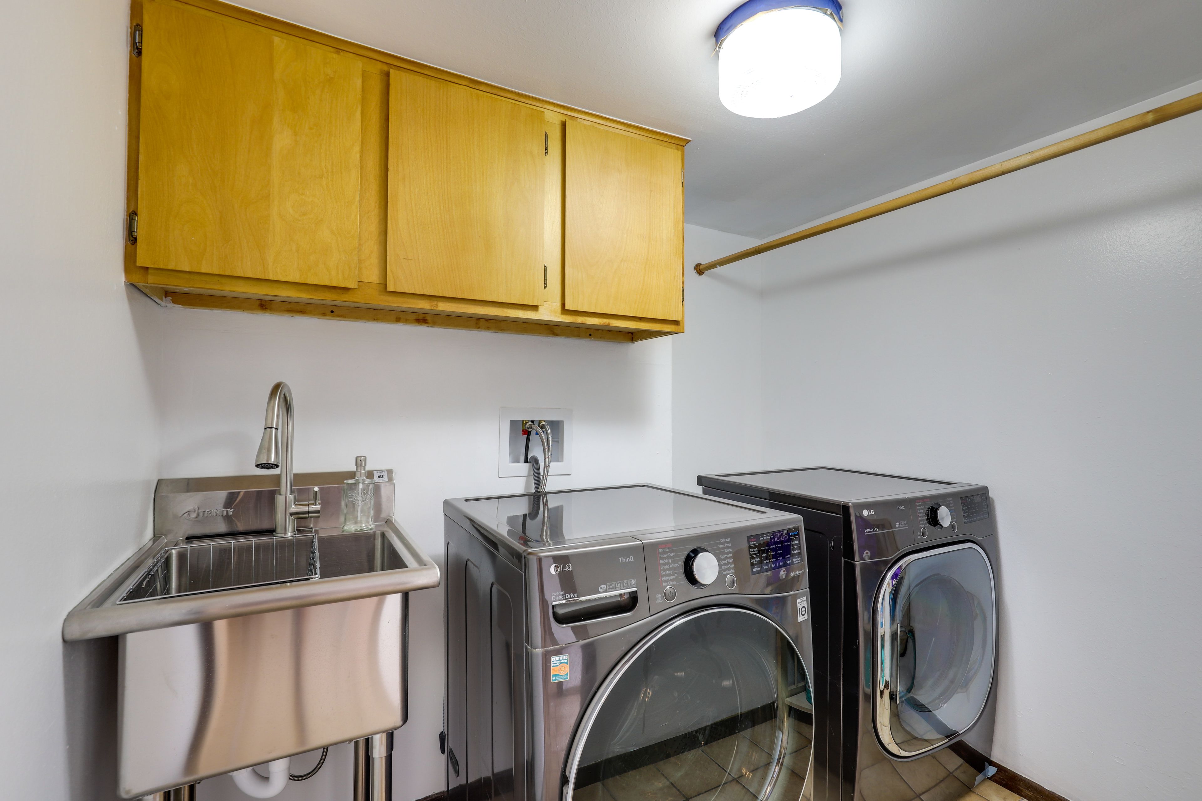 Laundry | Detergent Provided
