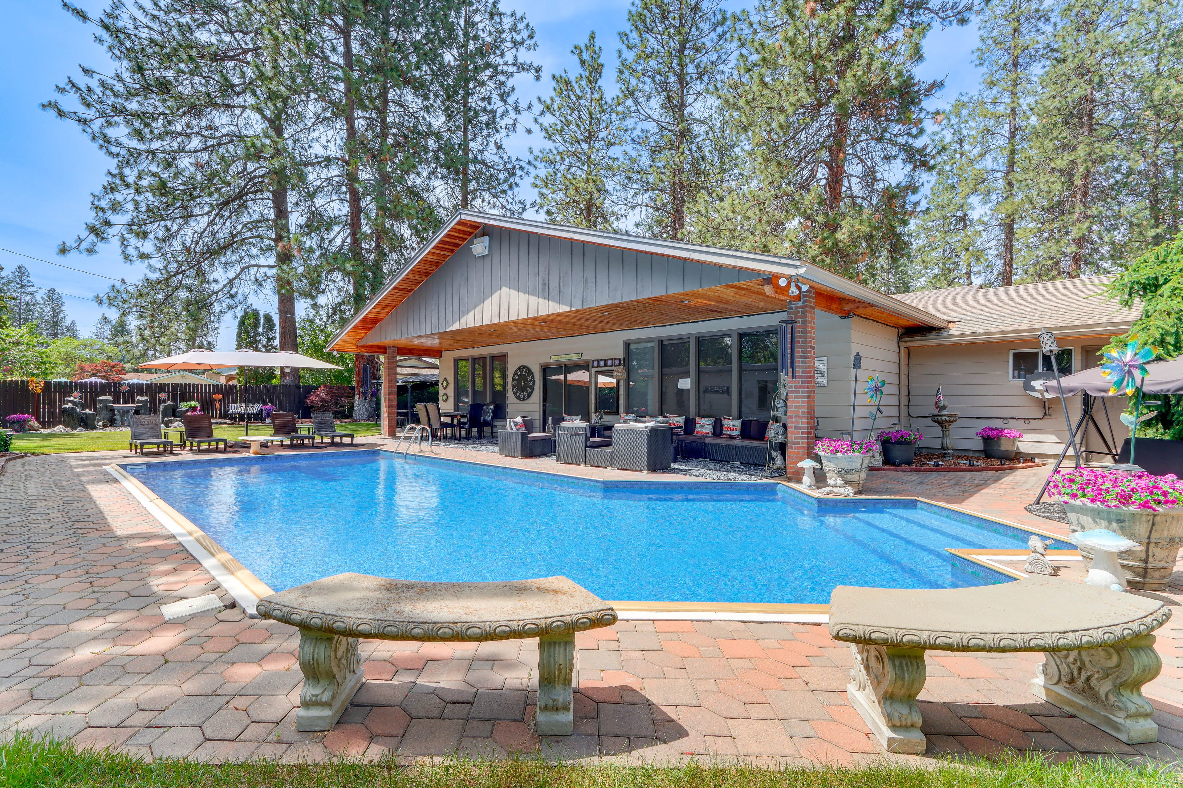 Spokane Valley Vacation Rental | 2BR | 1BA | Stairs Required | 650 Sq Ft