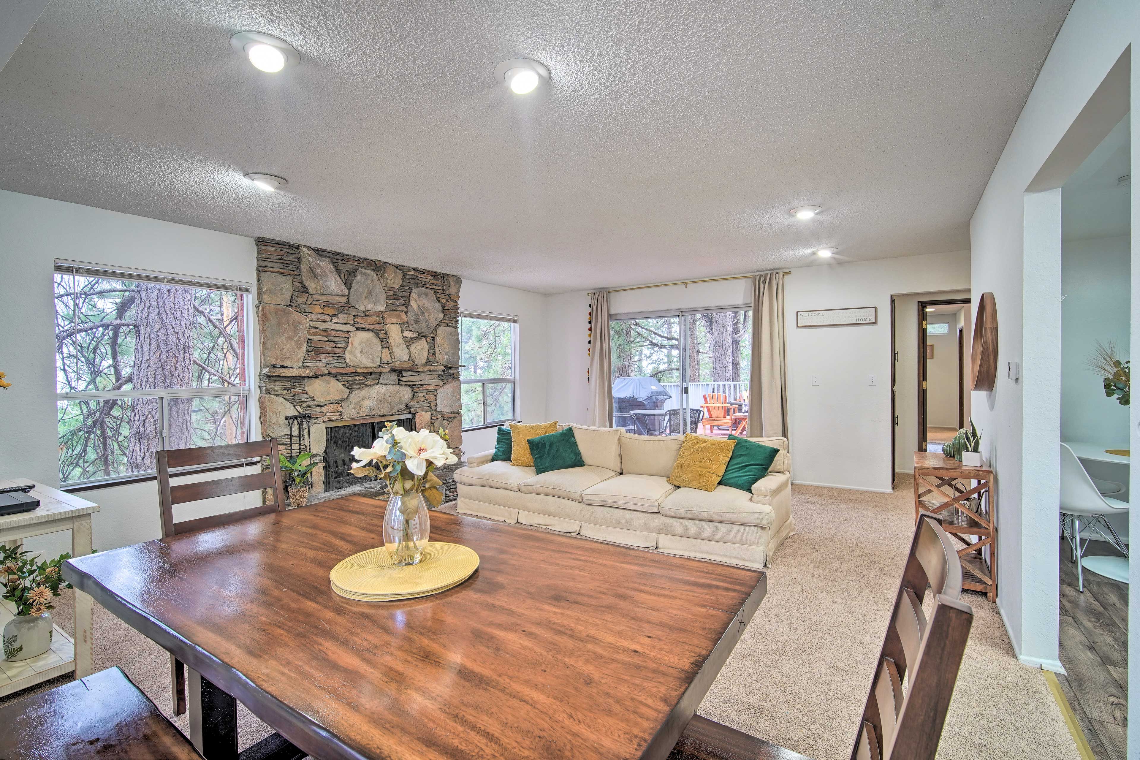 2nd Floor Living Room | Laptop Friendly