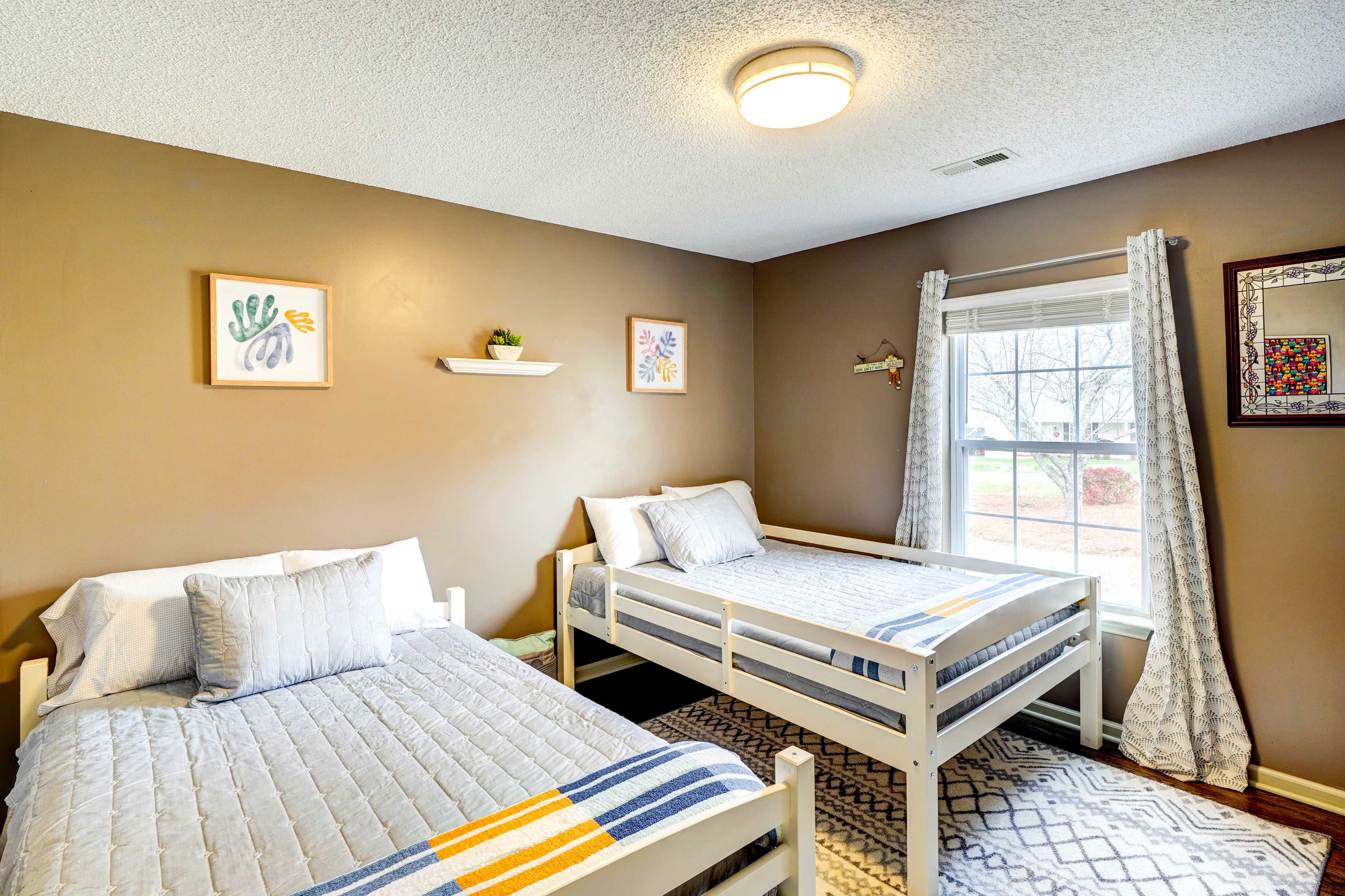 Bedroom 3 | 2 Full Beds