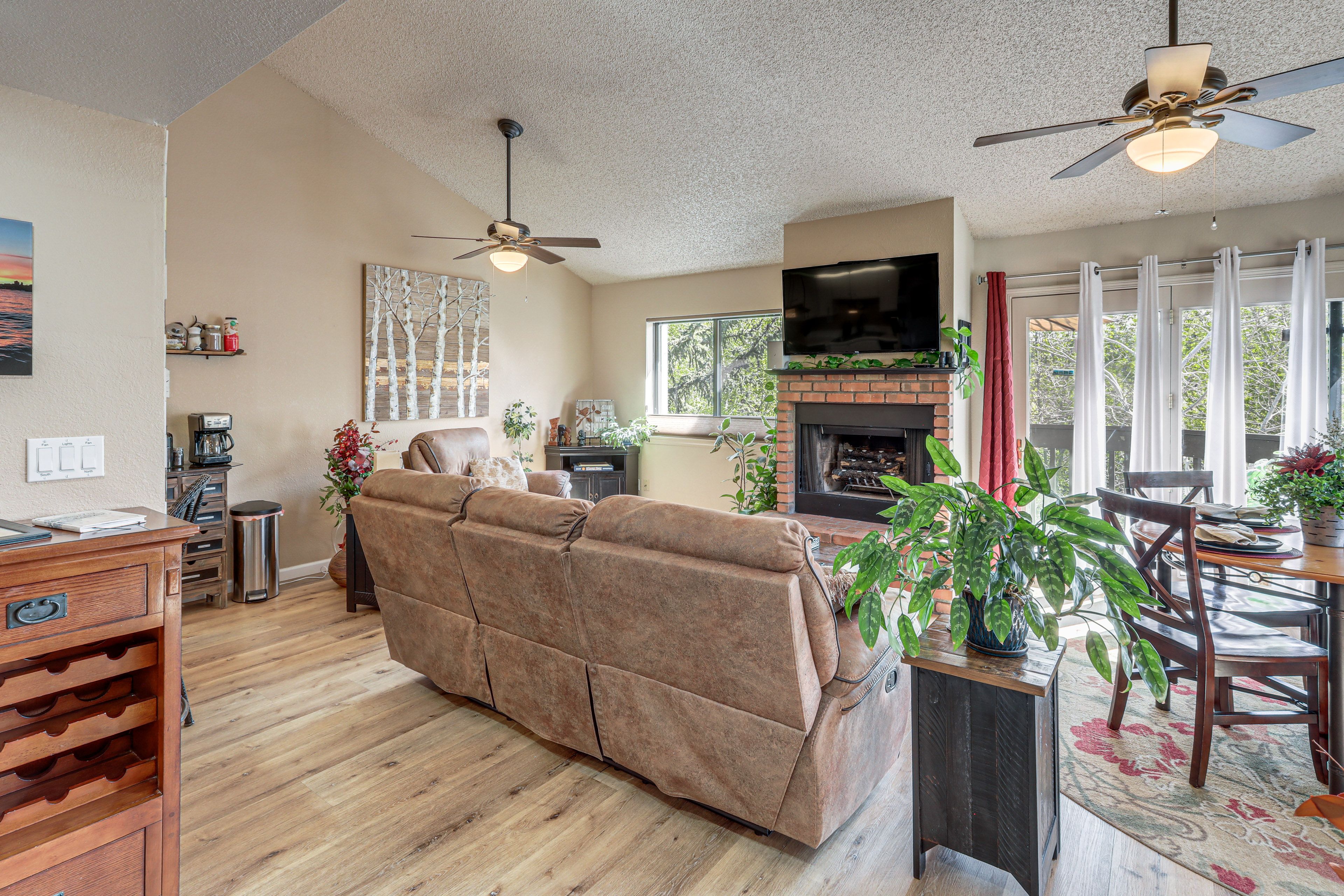 Living Room | Main Floor
