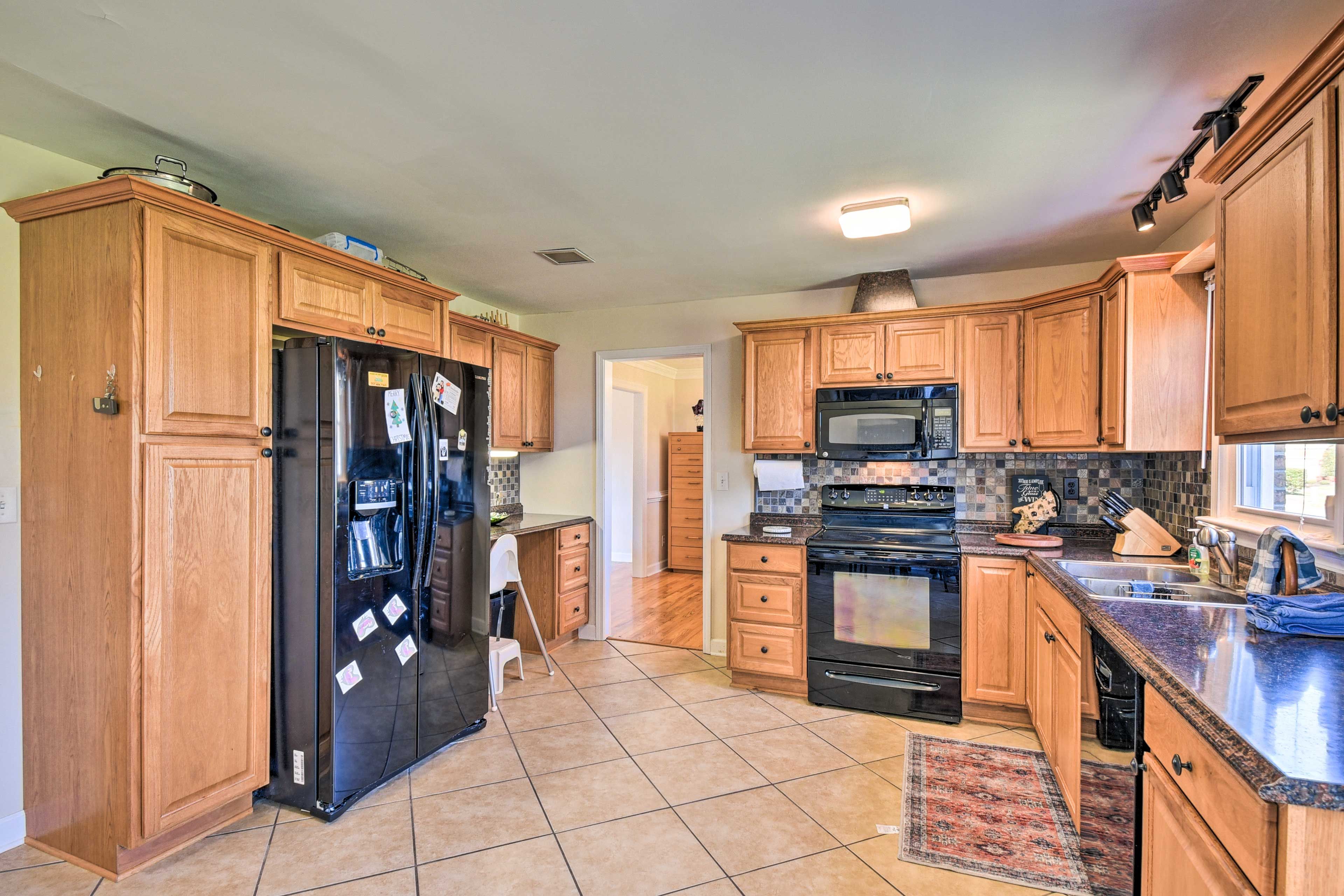 Kitchen | Blender | Coffee Maker | Cooking Basics