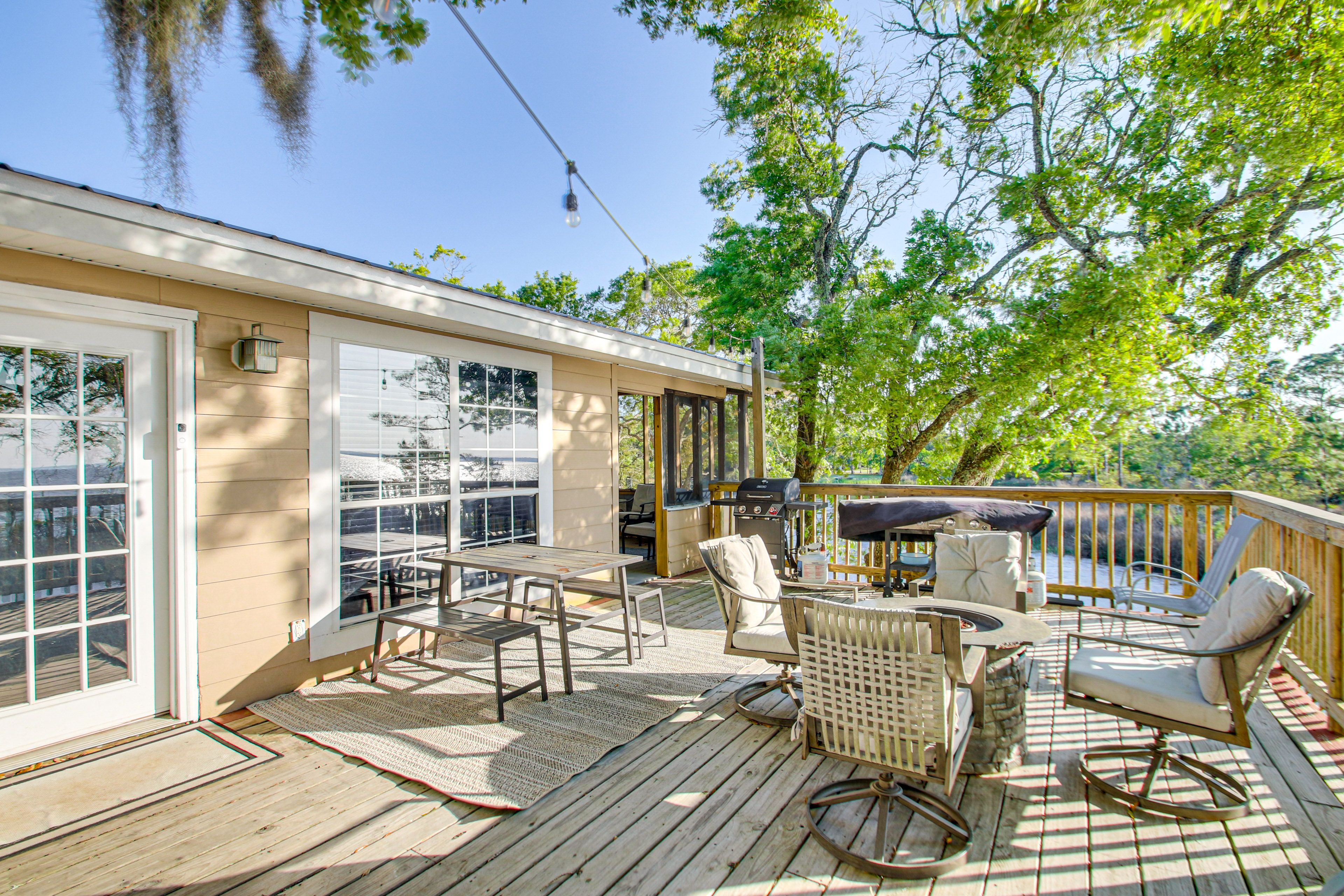 Deck
