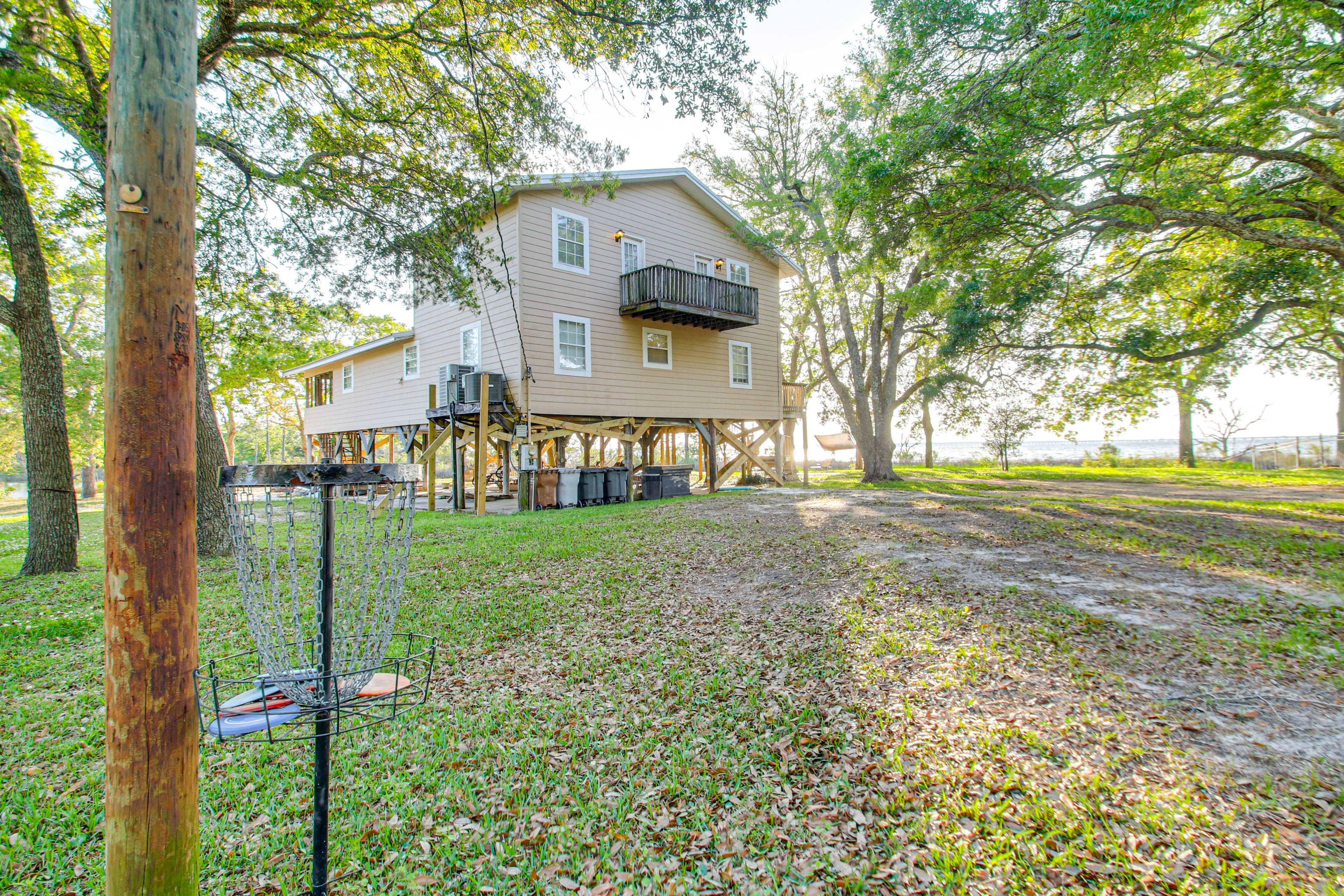 Parking | Driveway (4 Vehicles) | Carport (4 Vehicles) | RV/Trailer Parking