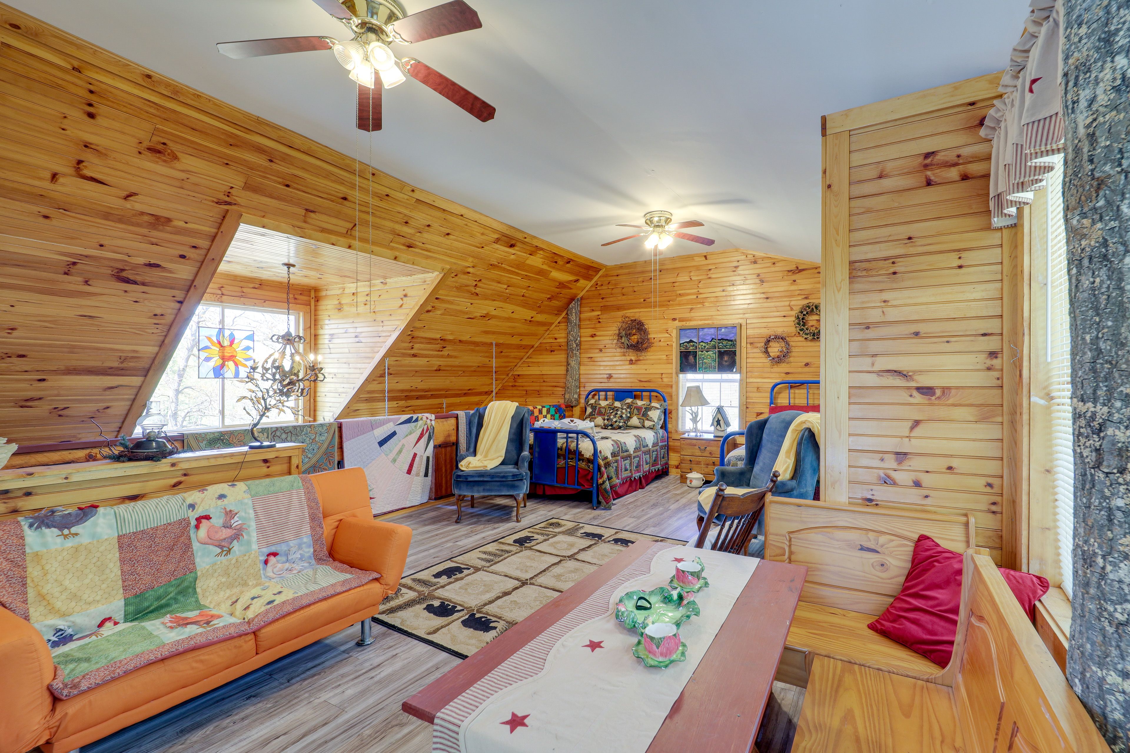 Loft | 2 Full Beds | Full Futon