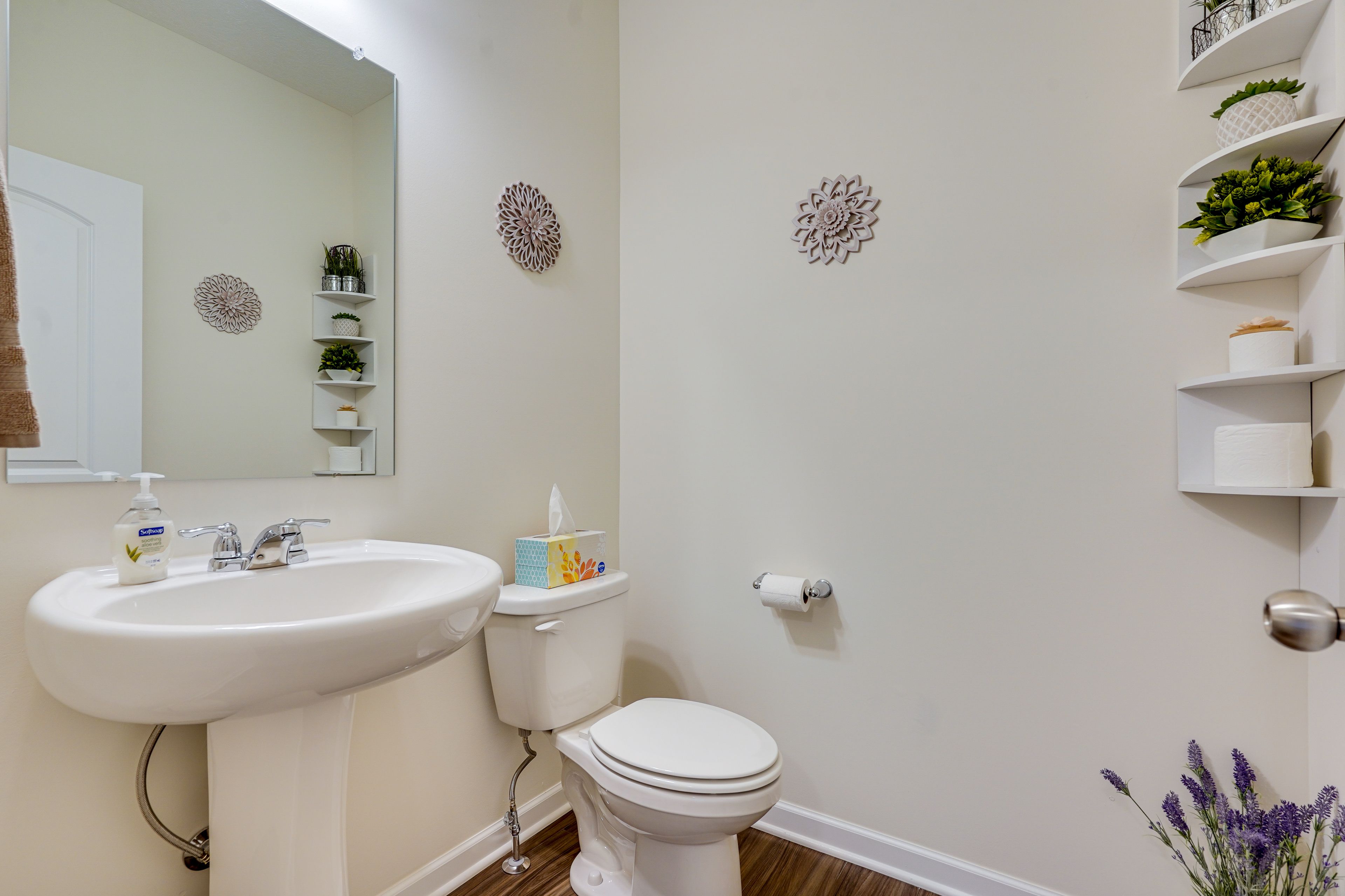 Half Bathroom | 1st Floor