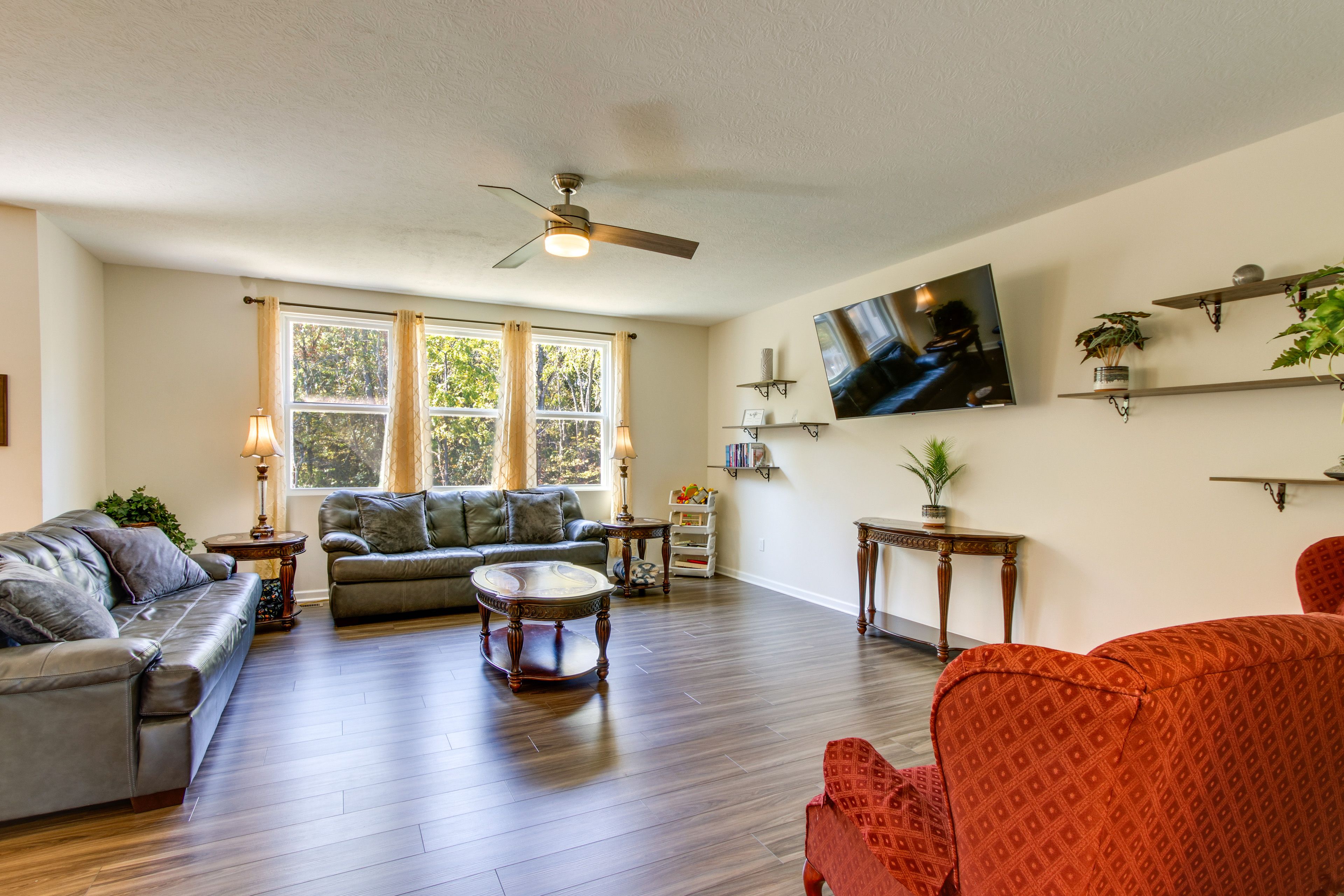 Johnstown Vacation Rental | 3BR | 2.5BA | 2,350 Sq Ft | 3 Steps Required