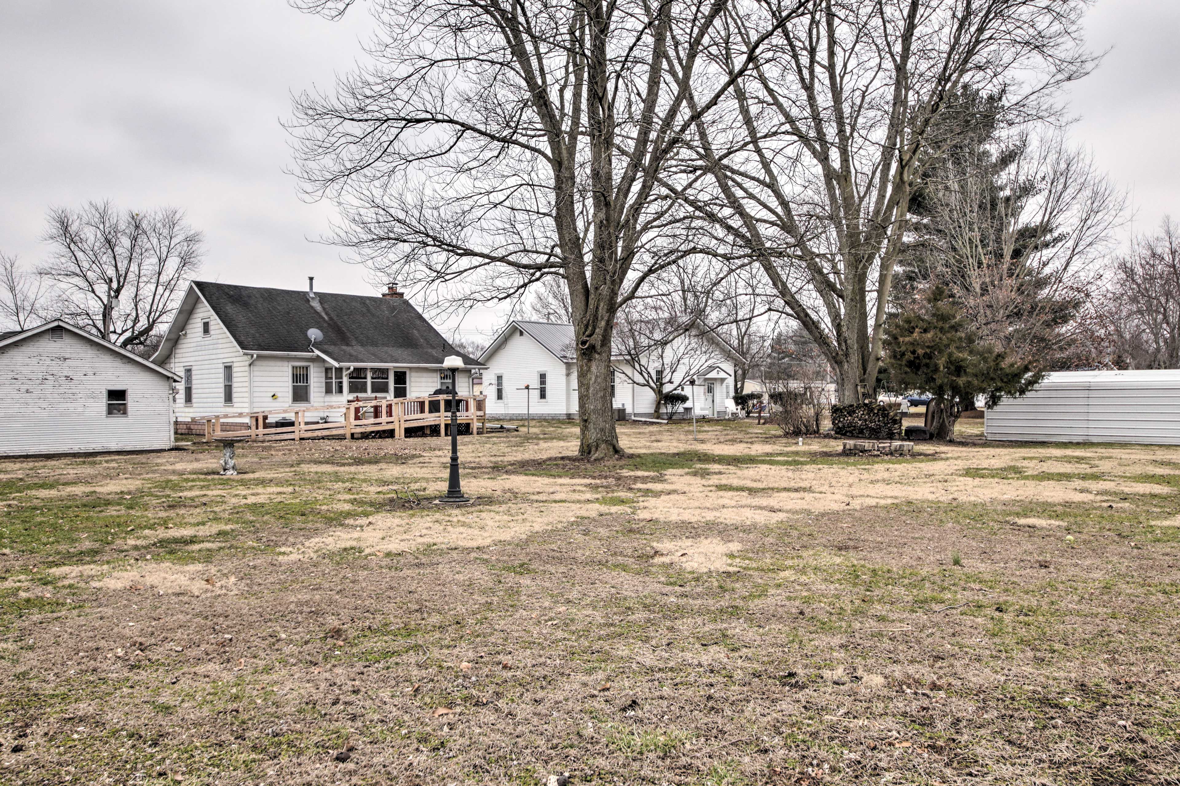 Yard Area | Fire Pit