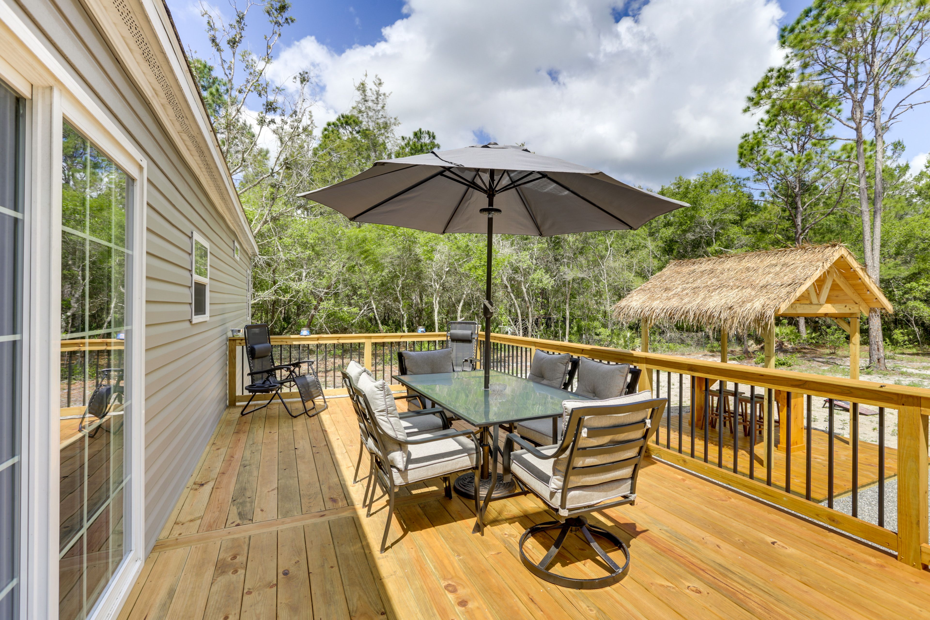 Back Deck | Dining Area | Lounge Area