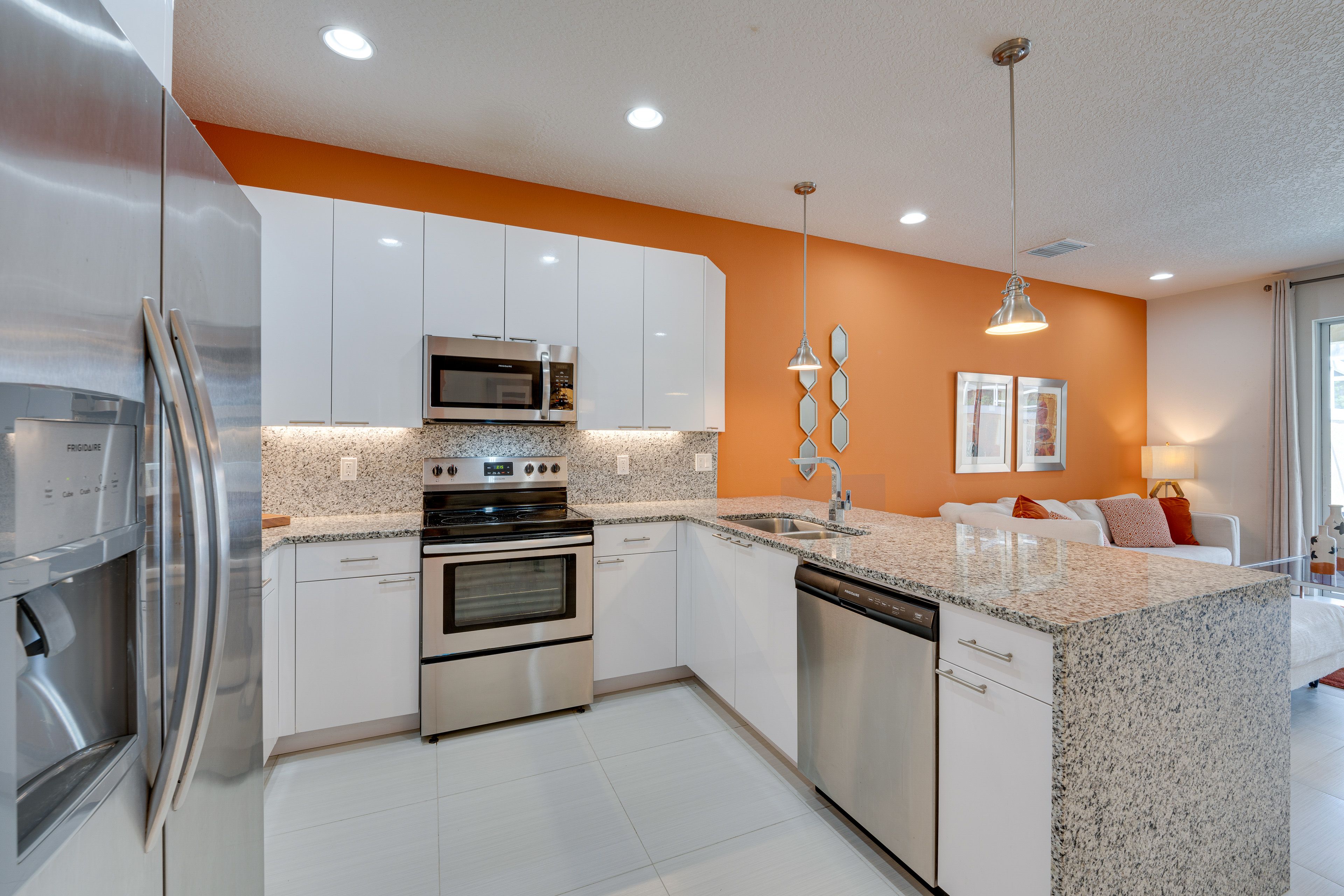 Kitchen | Blender | Ice Maker