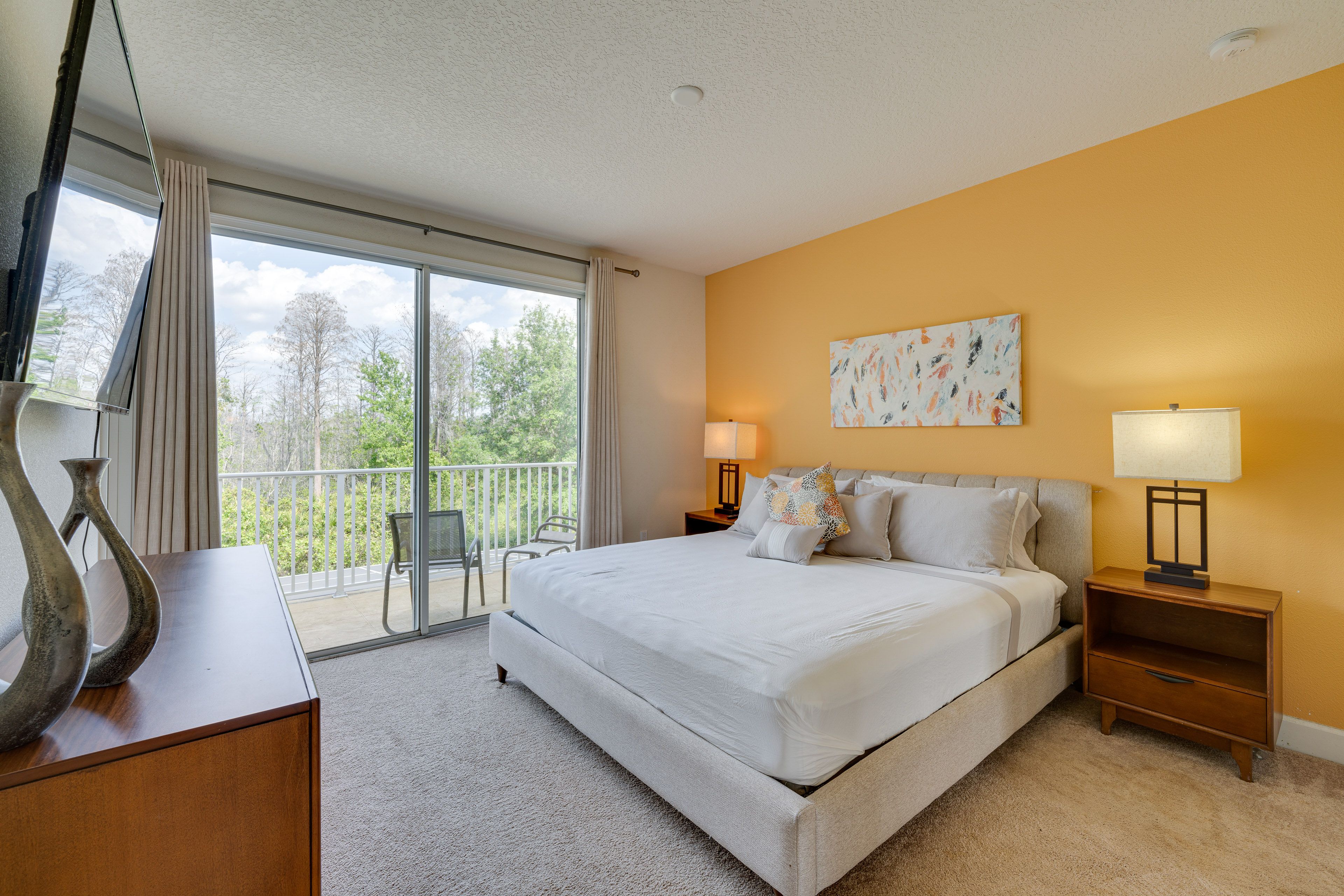 Bedroom 1 | King Bed | Private Balcony | Smart TV | En-Suite Bathroom