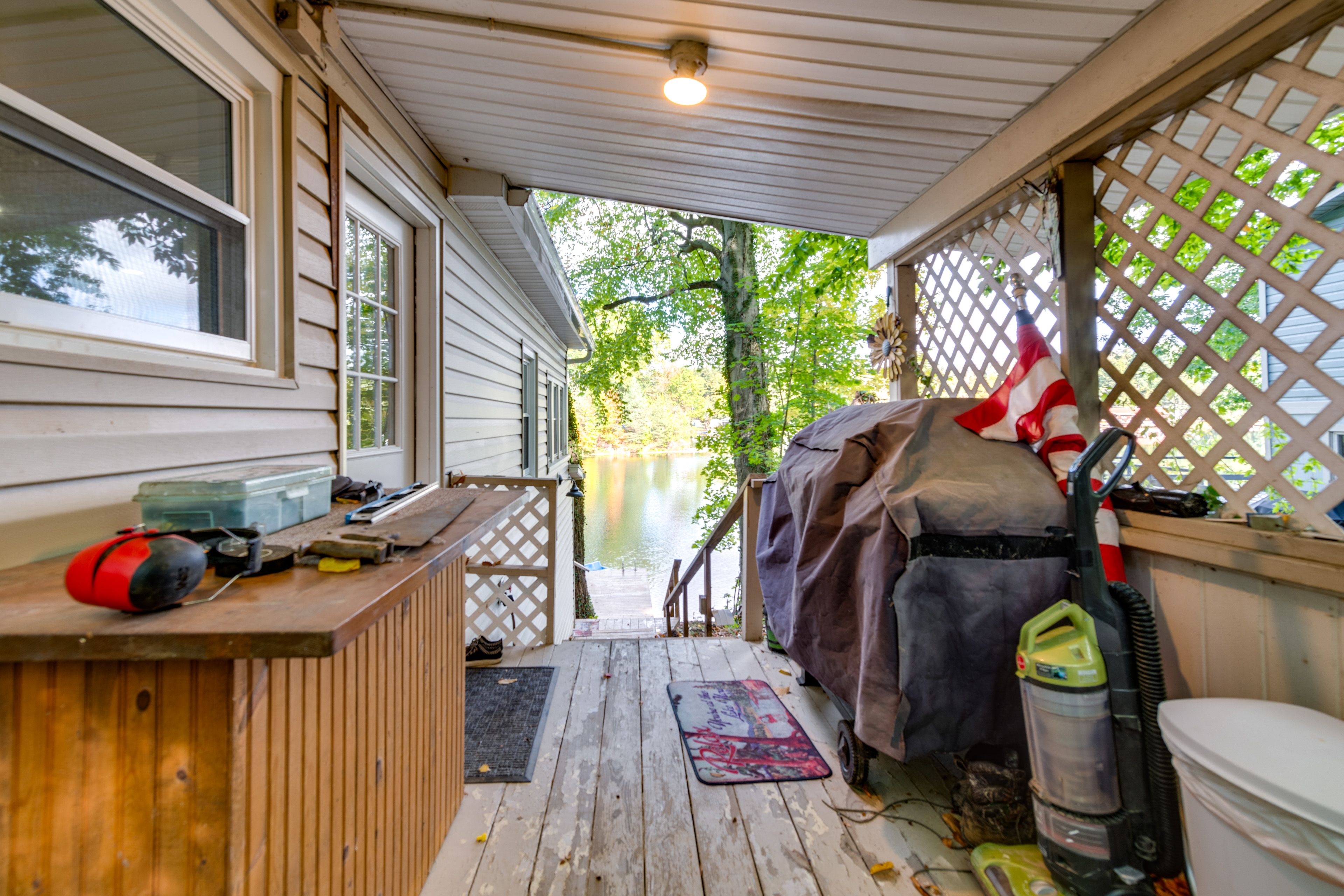 Front Entrance | Gas Grill (Propane Provided)