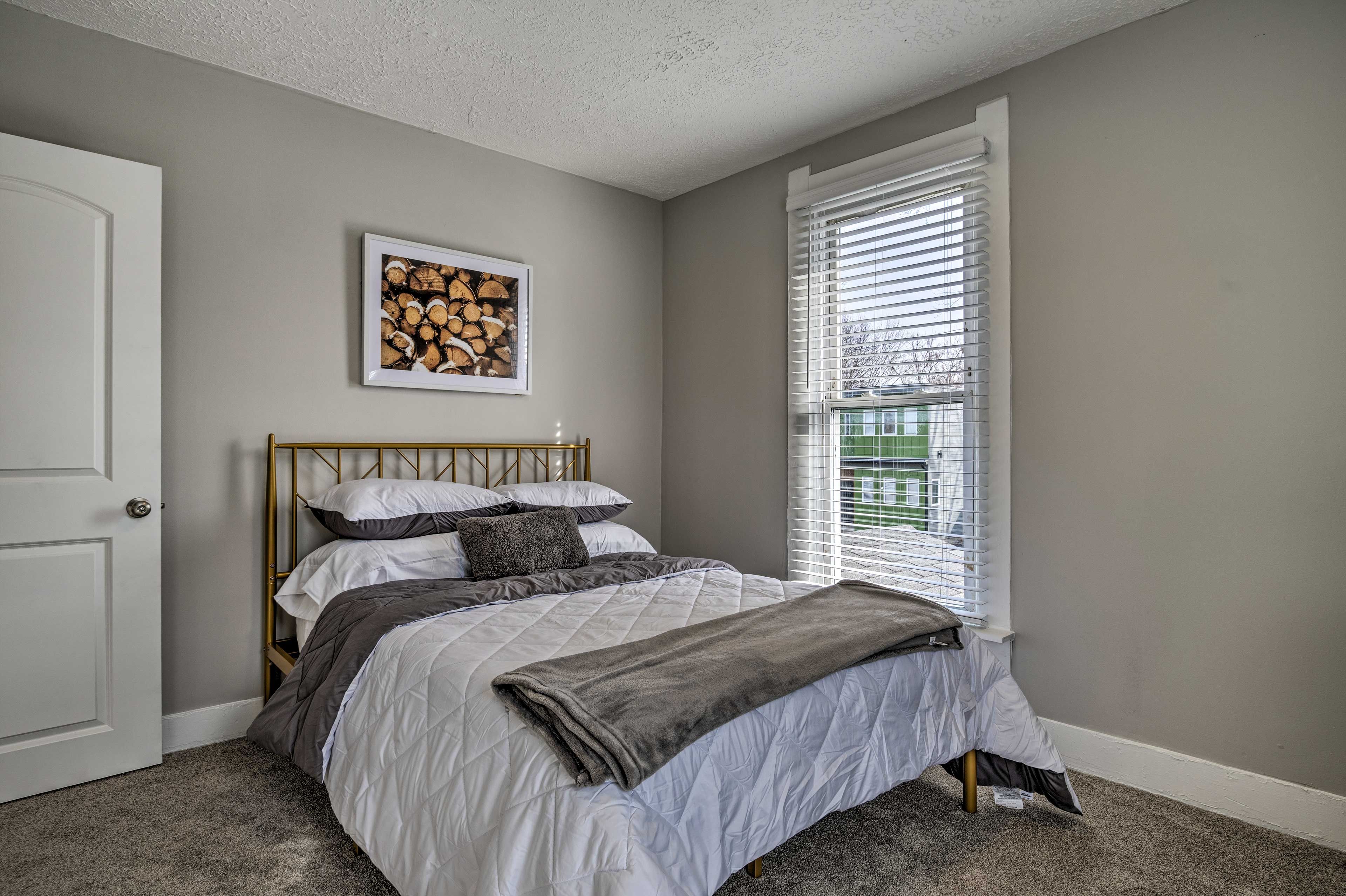Bedroom 3 | 2nd Floor | Full Bed | Smart TV