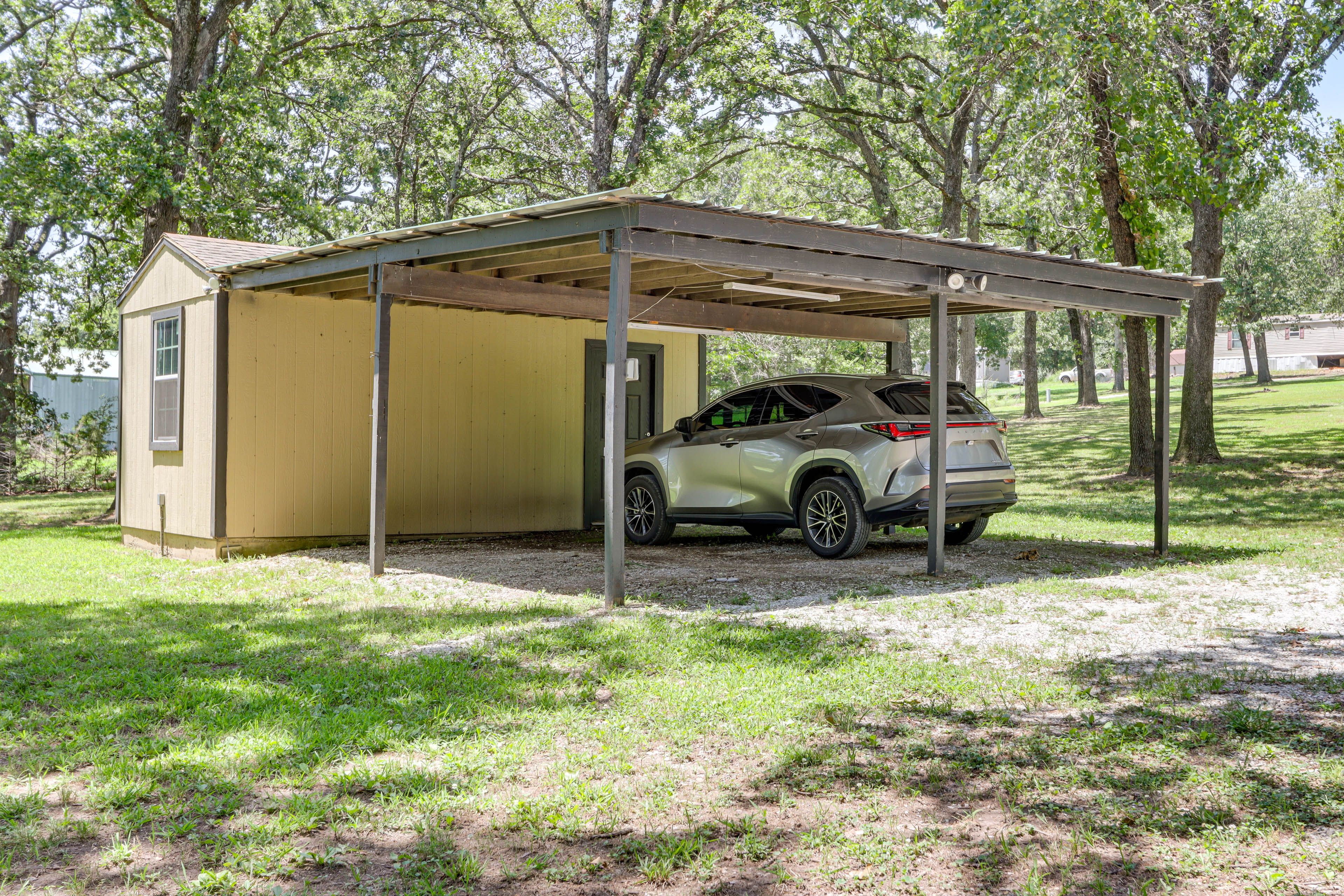 Parking | Carport (2 Vehicles) | Driveway (2 Vehicles)