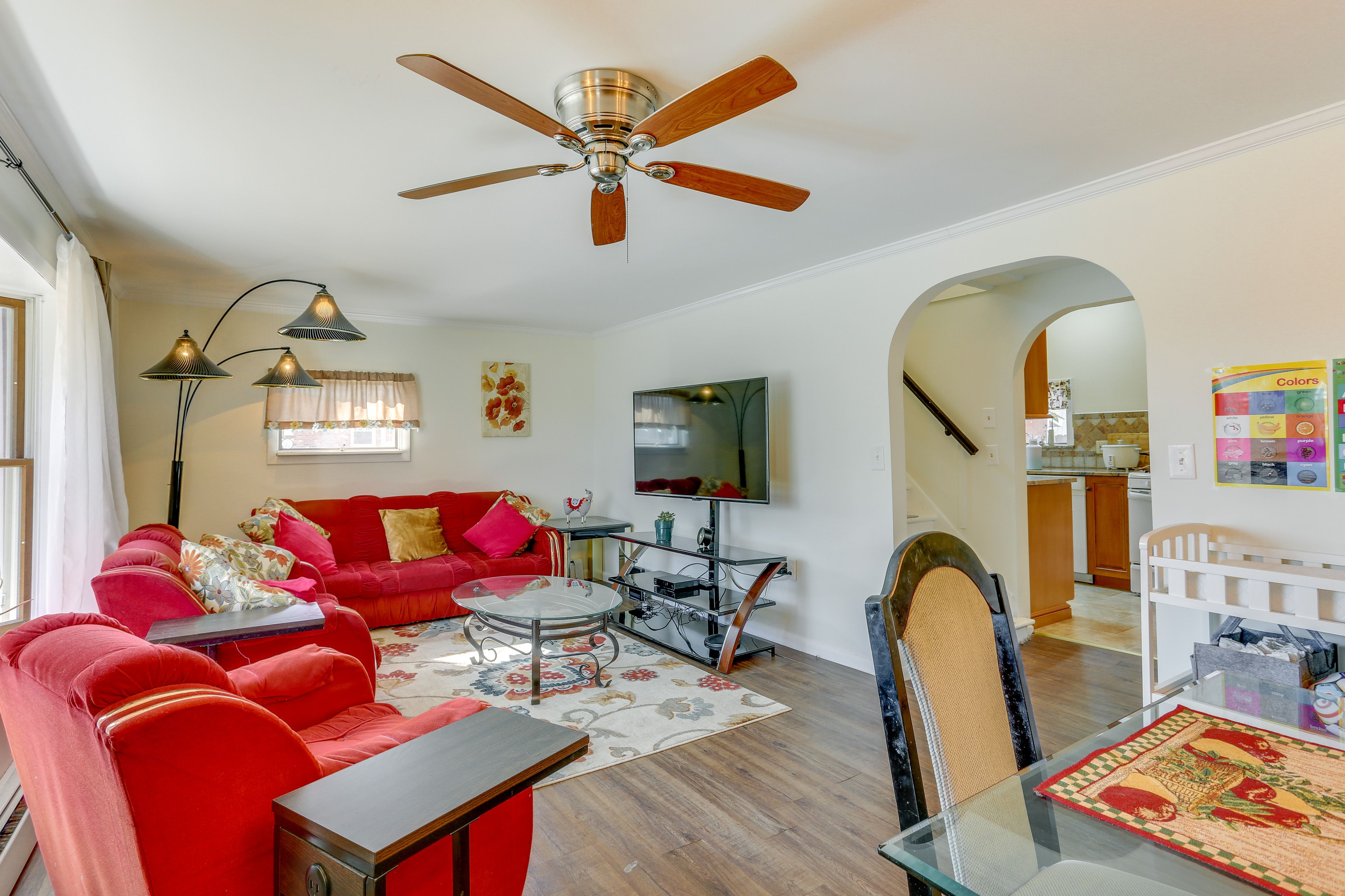 Living Room | Smart TV | Cable | Central Heat | Window A/C | Main Level