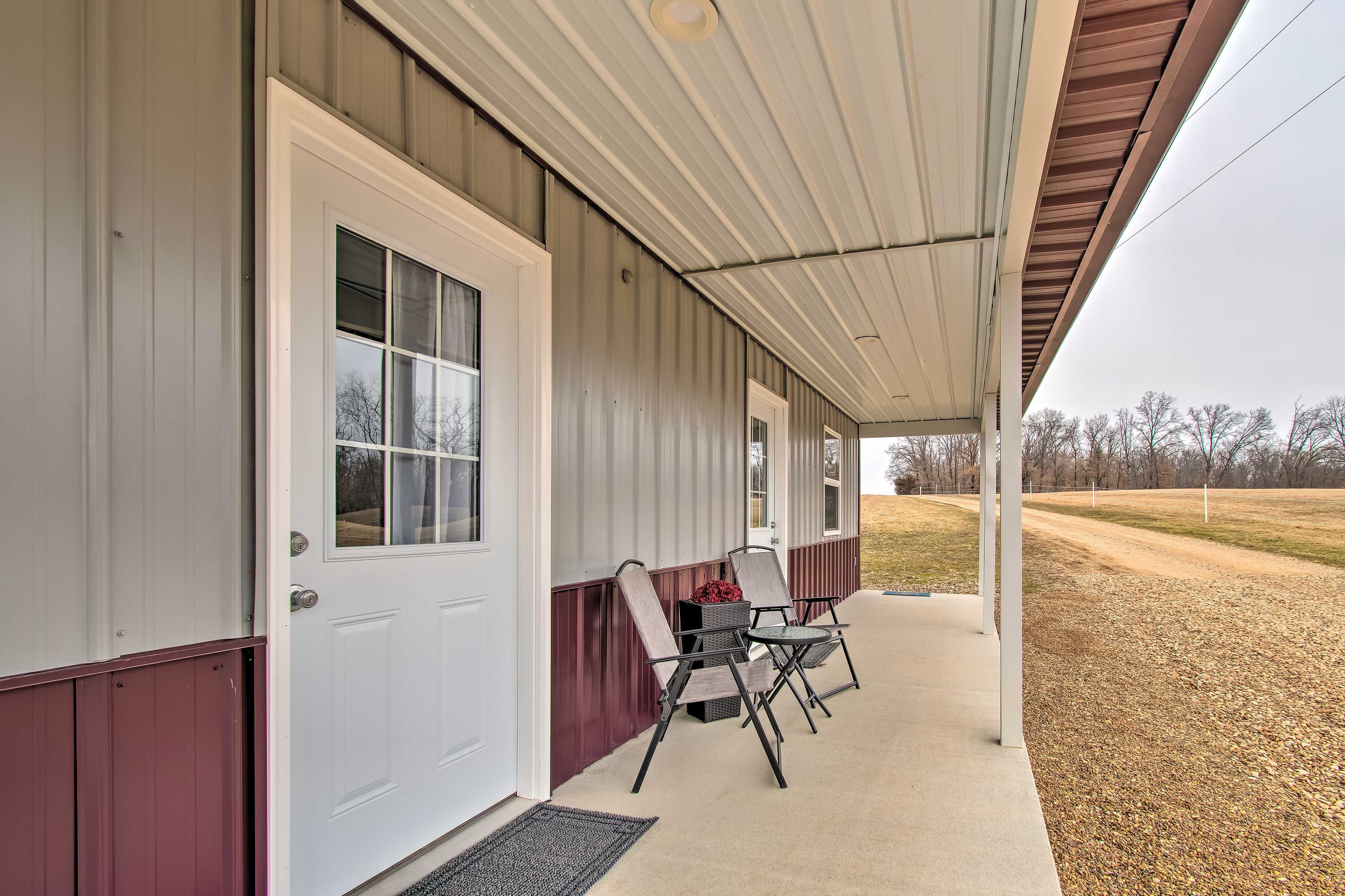 Exterior | Shared Front Porch