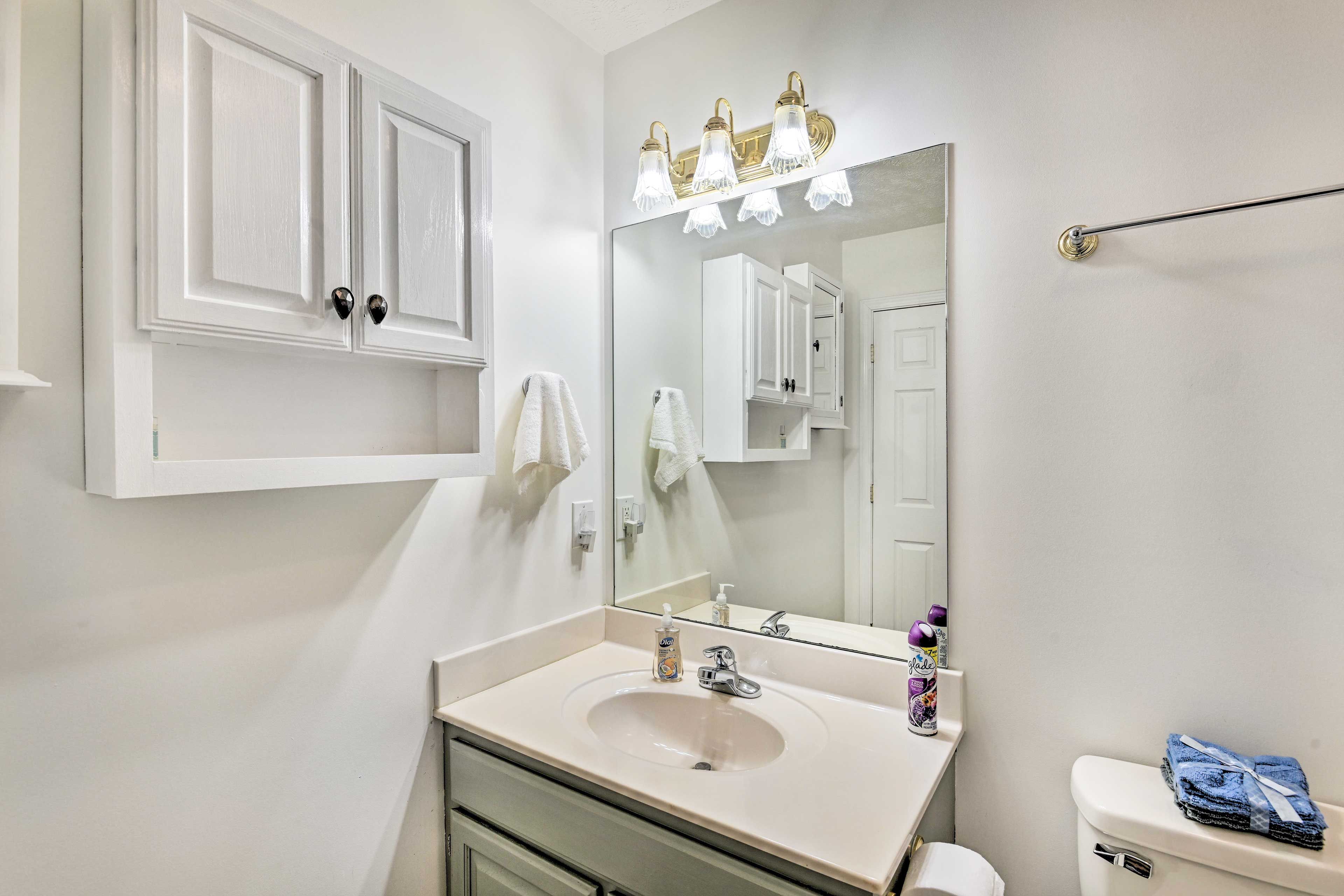 Full Bathroom