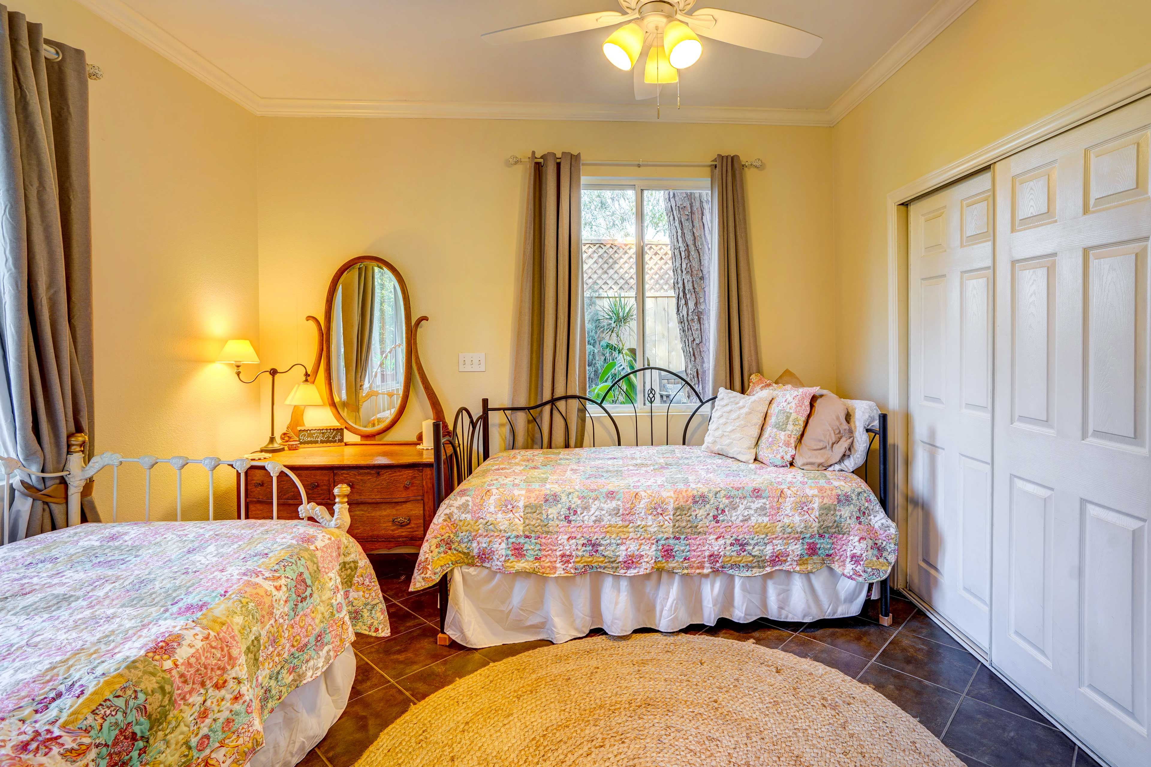 Bedroom 3 | Twin Daybed | Twin Daybed w/ Twin Trundle Bed