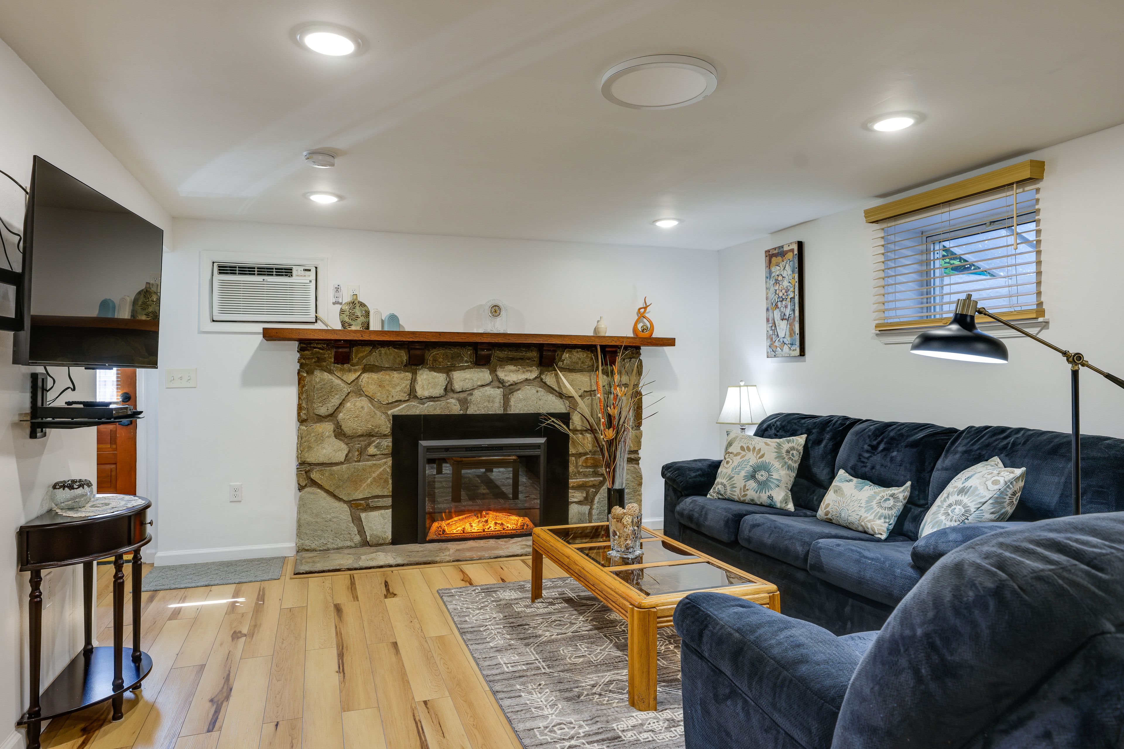 Living Room | Electric Fireplace | Smart TVs | Free WiFi