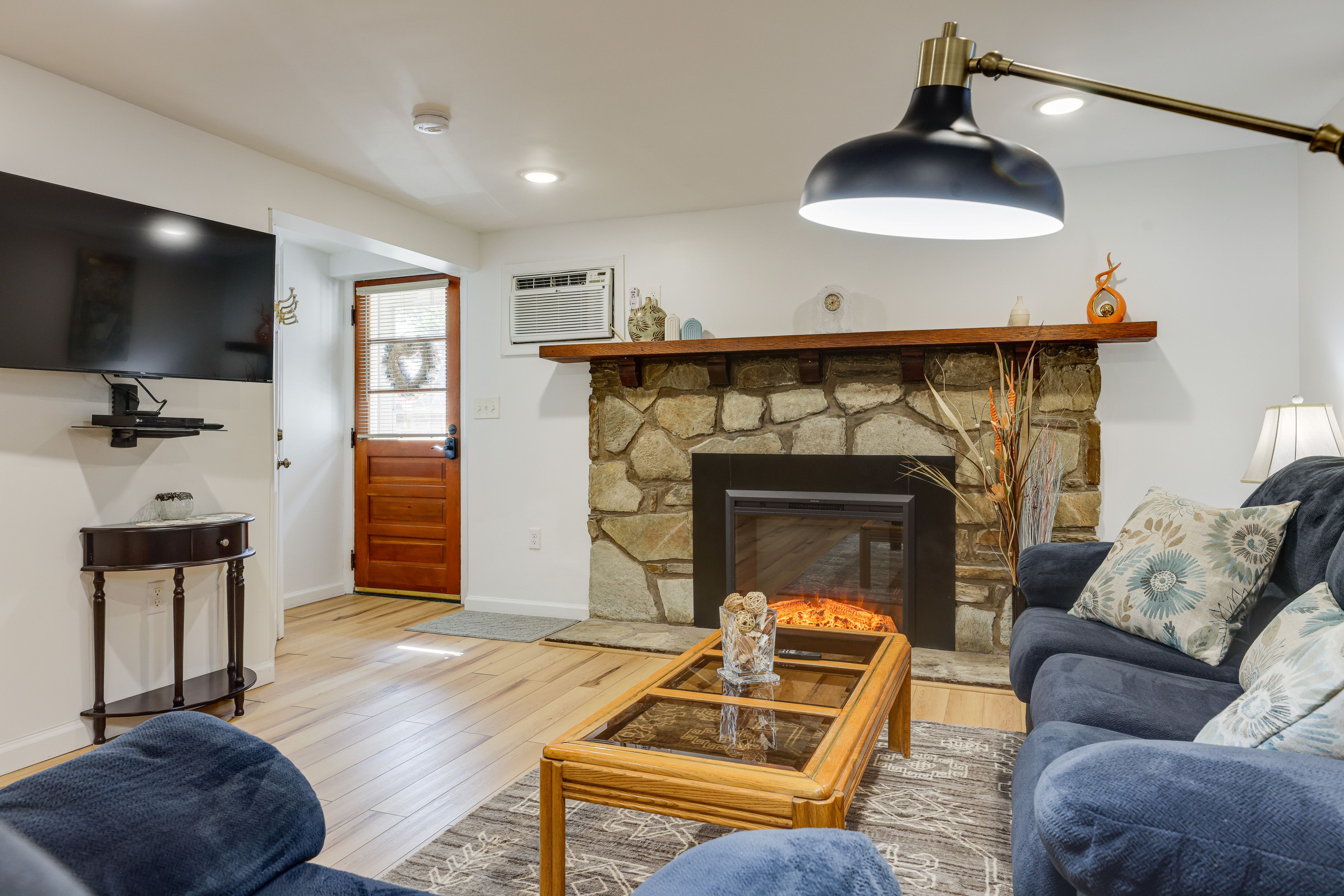 Living Room | Keyless Entry | Window A/C Units