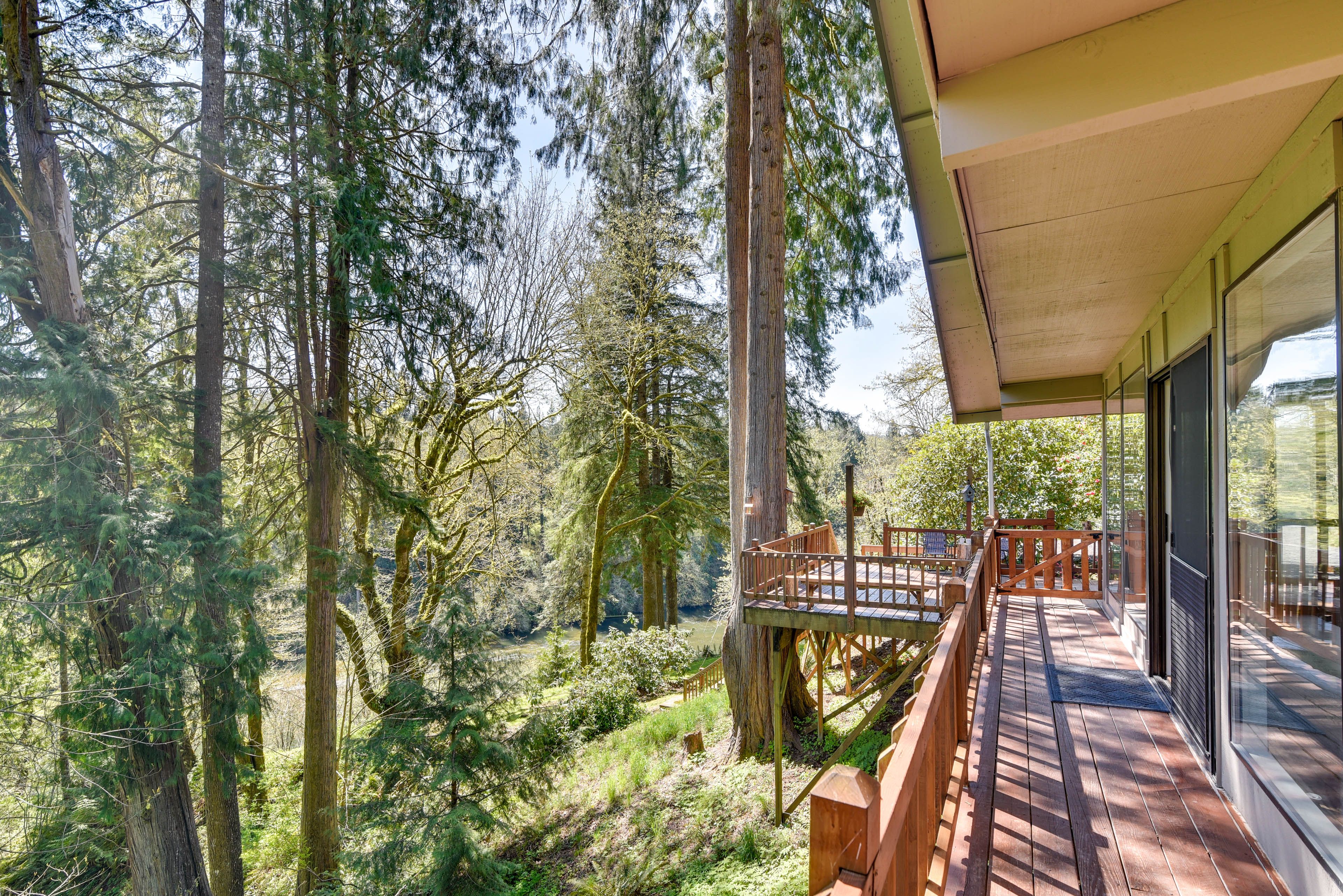 Tiered Decks | Wooded Scenery | River Access & Views