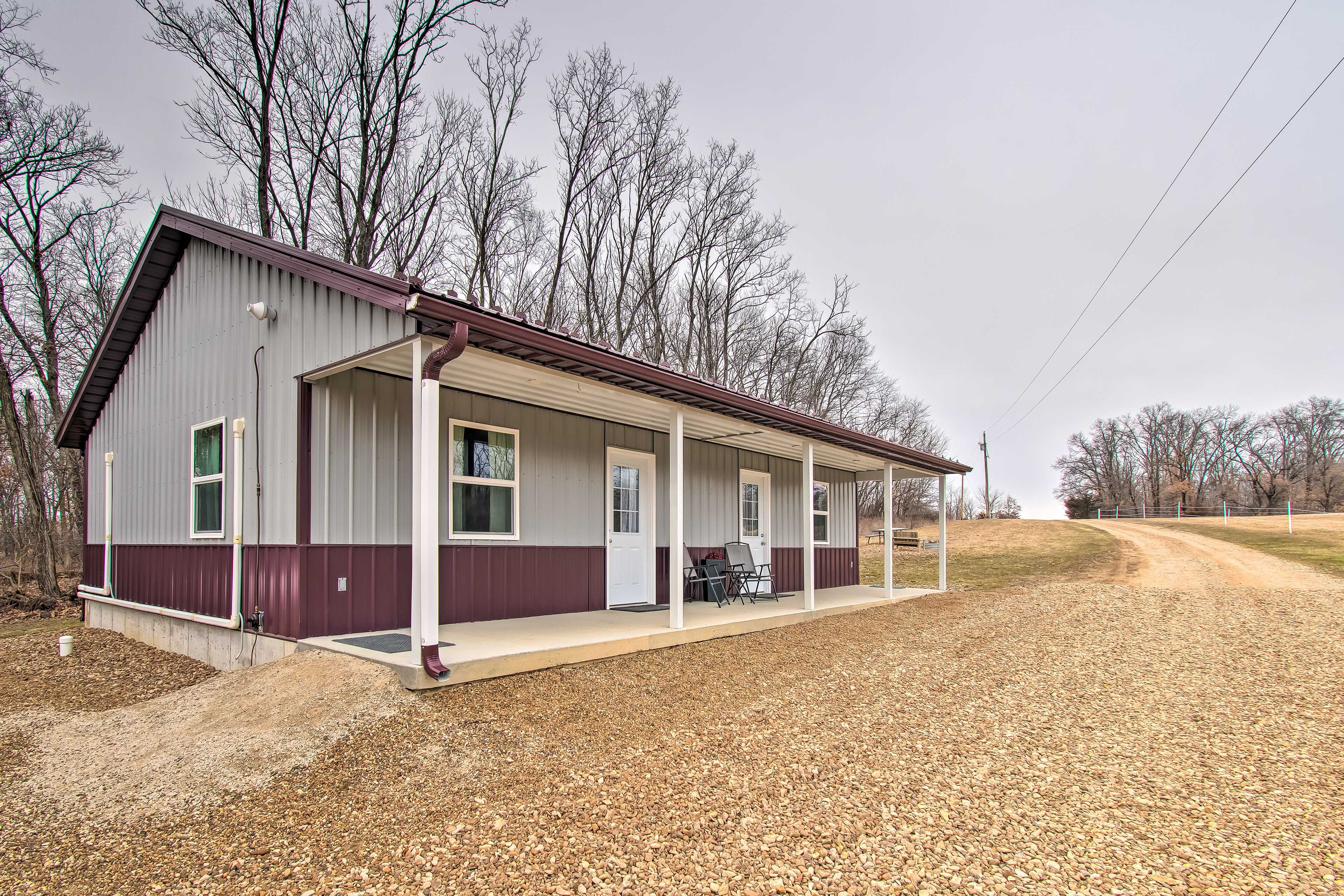 Parking | Driveway (1 Vehicle) | RV/Trailer Parking